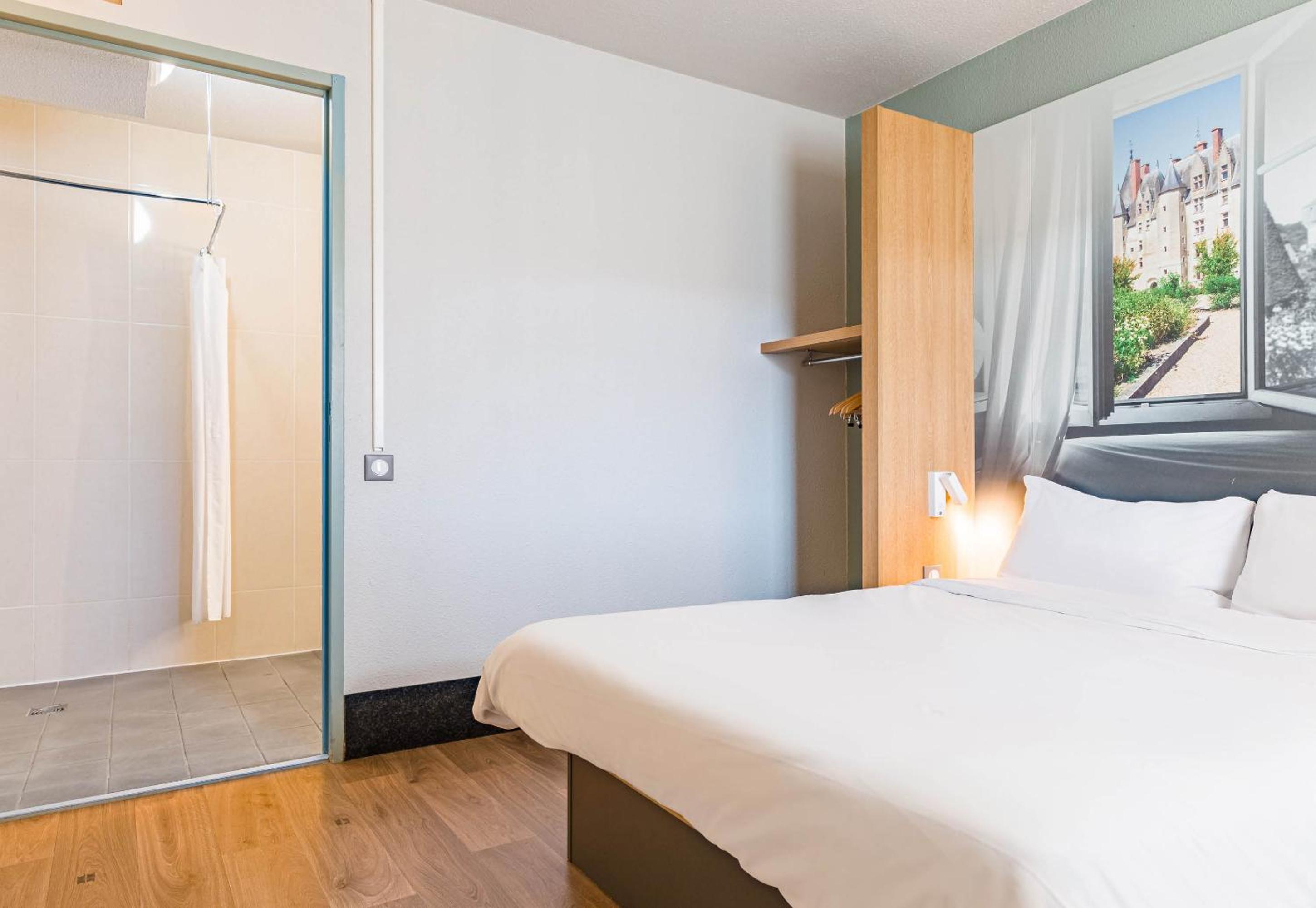 Double Room - Disability Access - Photo 5