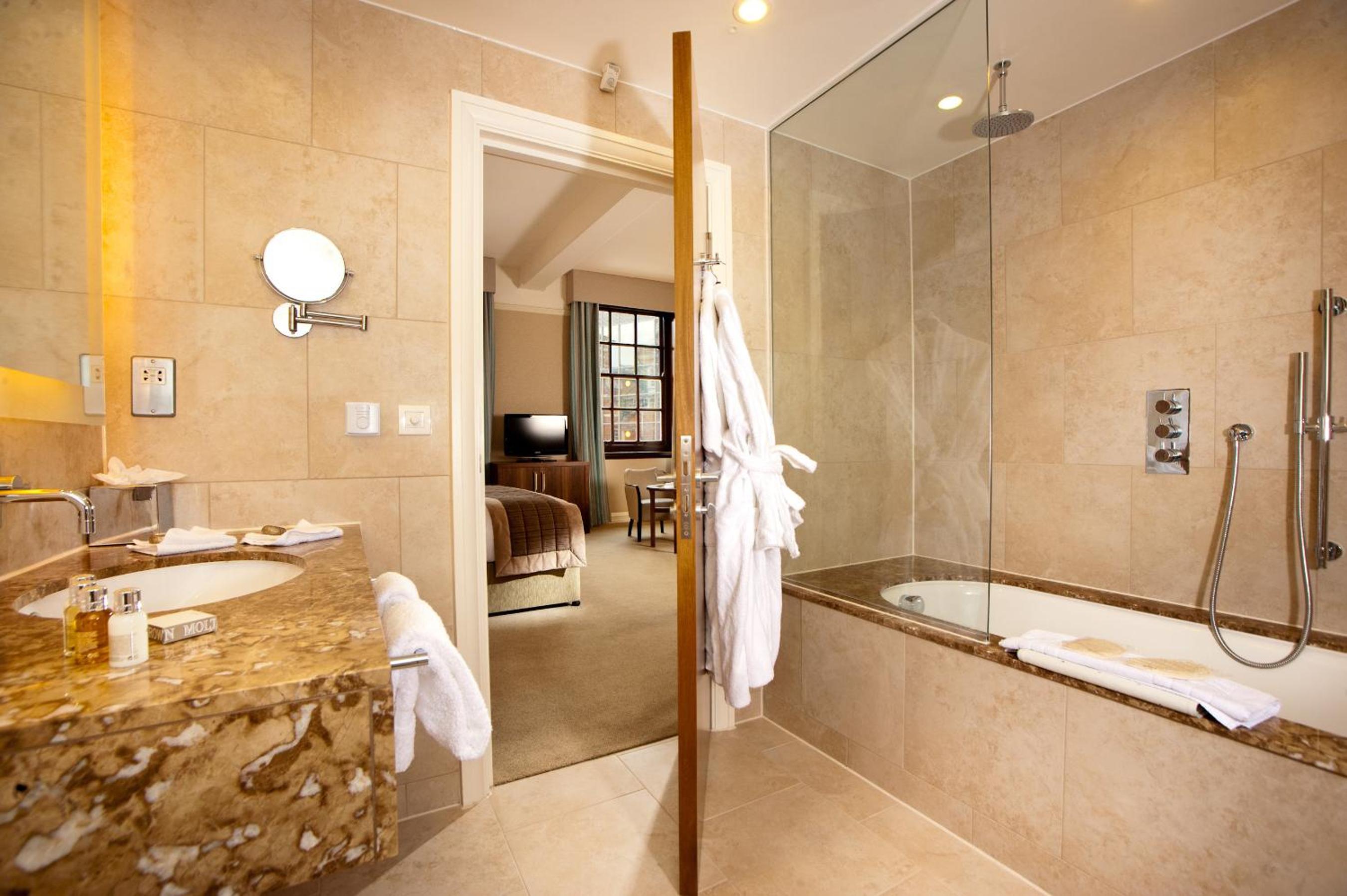 Classic Double Room - Photo 2