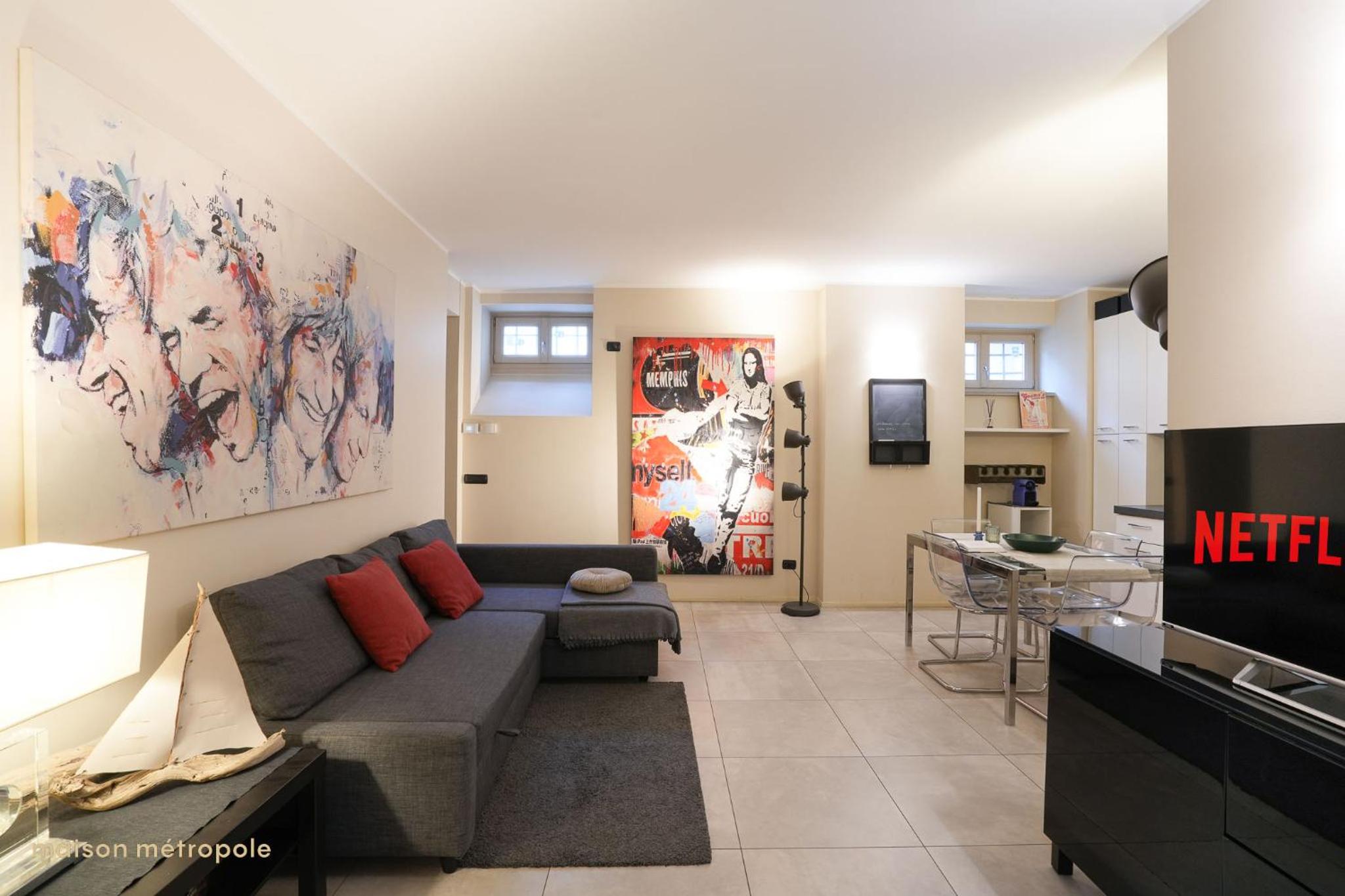 One-Bedroom Apartment