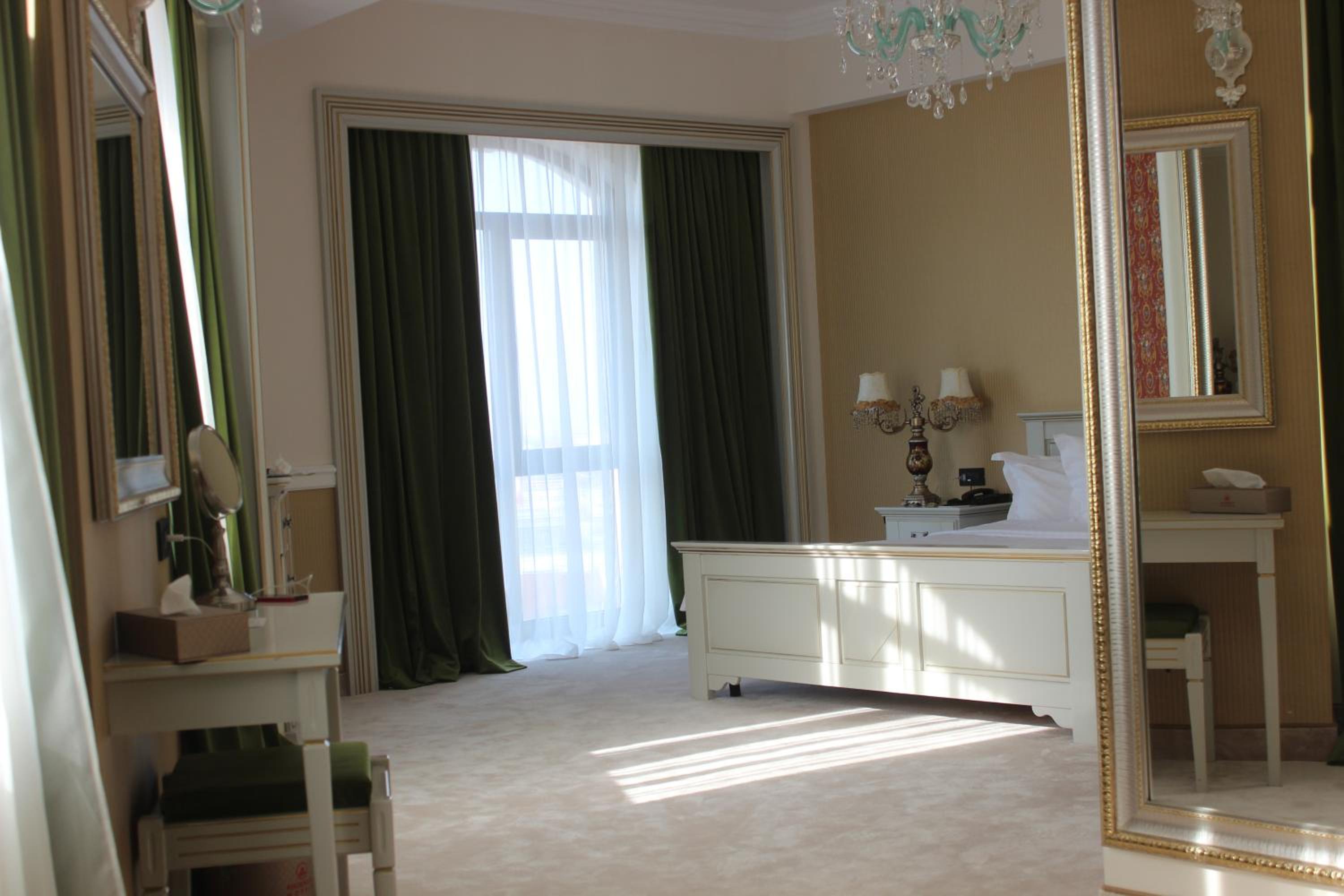 Premium Junior Suite - Photo 4