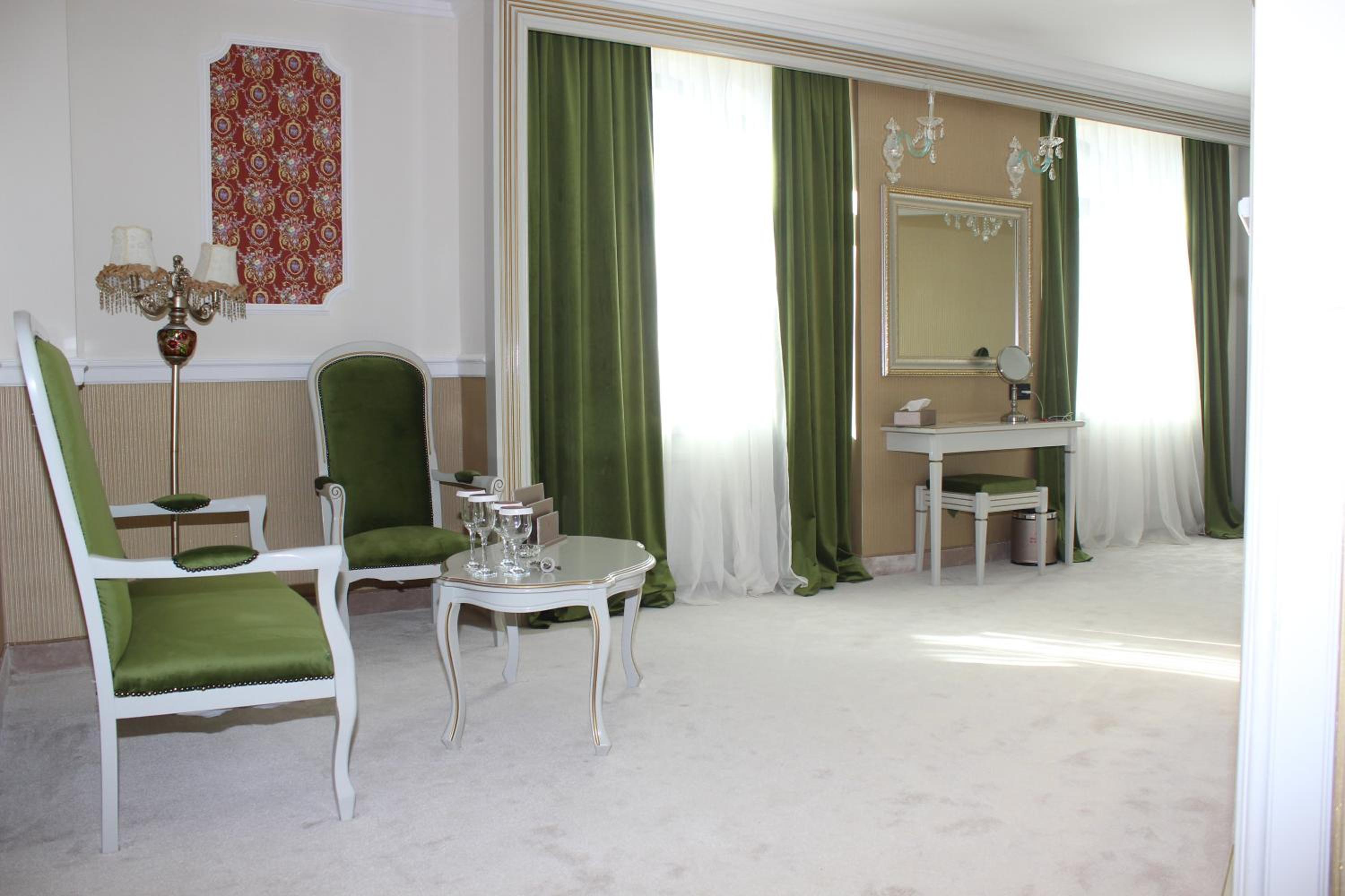 Premium Junior Suite - Photo 2