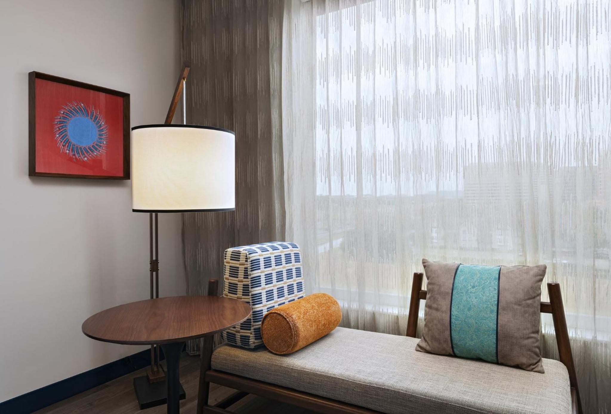 Standard King Room - Photo 2