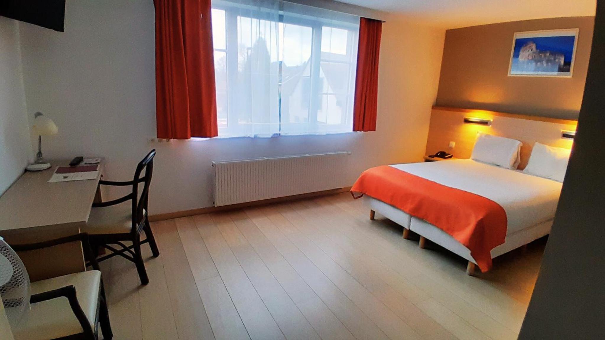 Budget Double Room photo 1