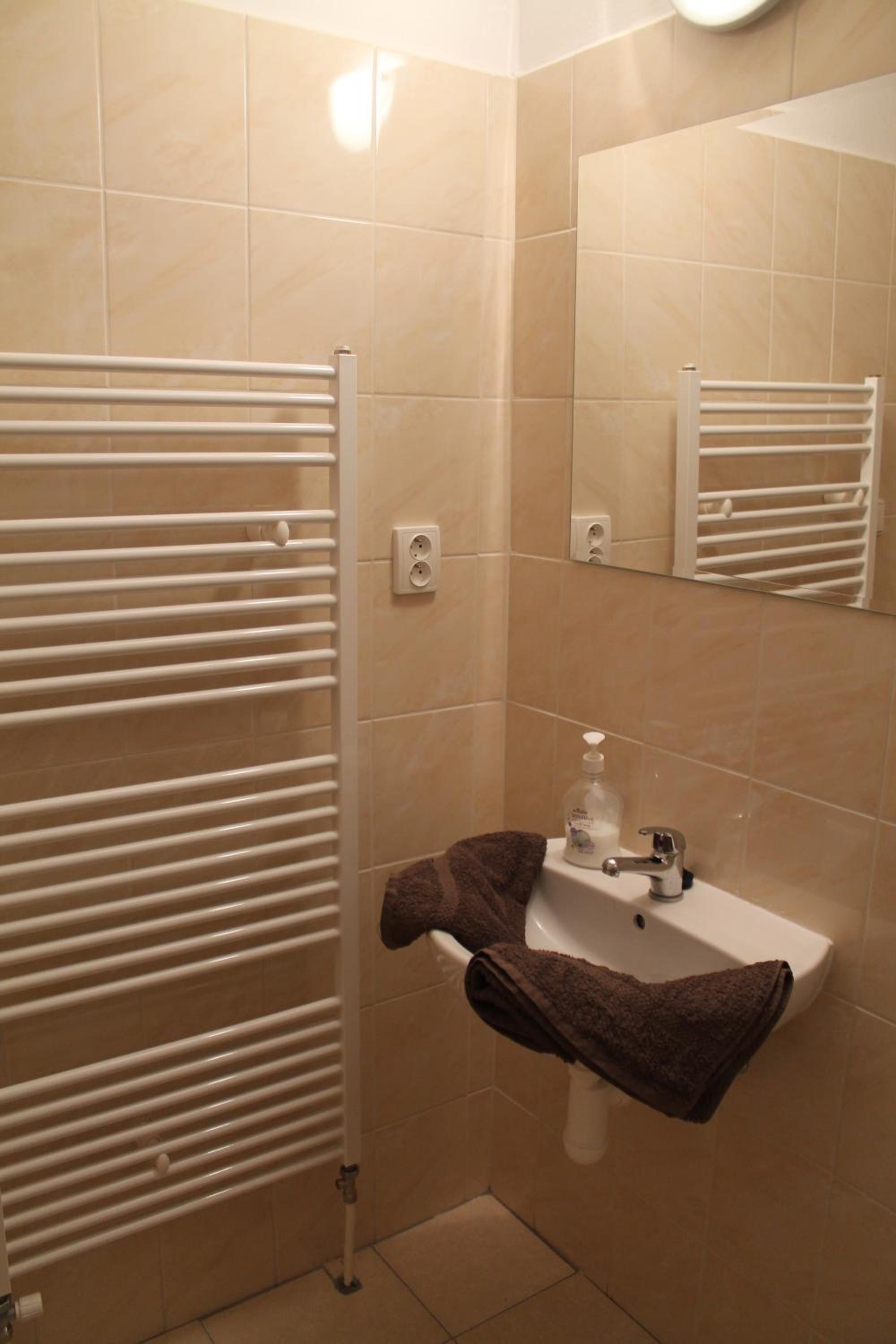 Triple Room with Bathroom photo 2