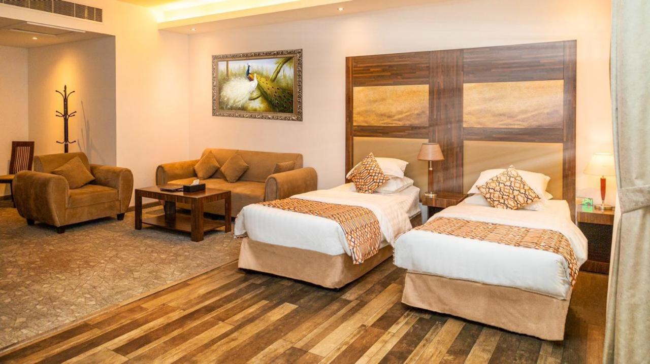 Large Twin Room