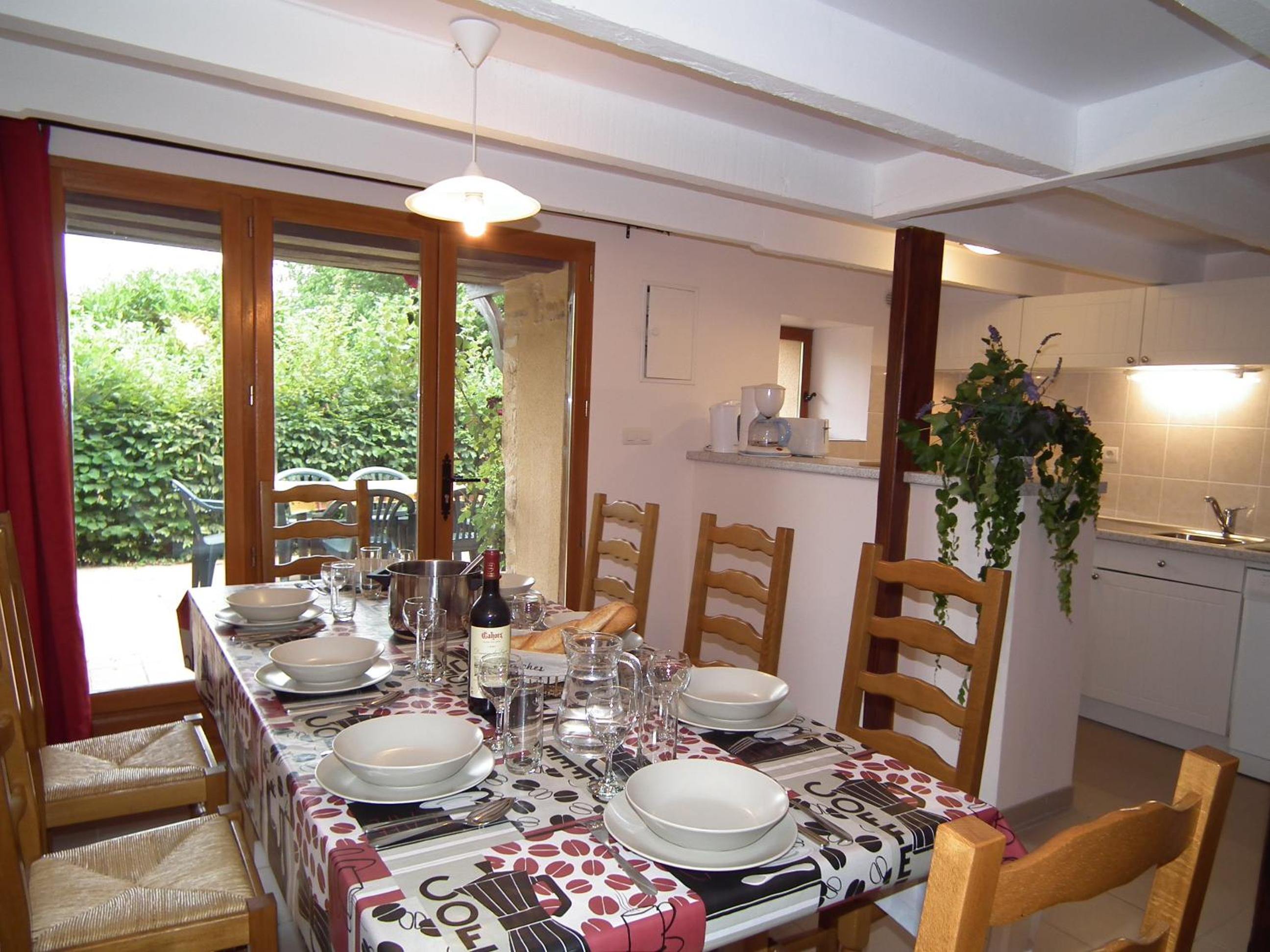 Three-Bedroom Cottage 8/11 pers  photo 2