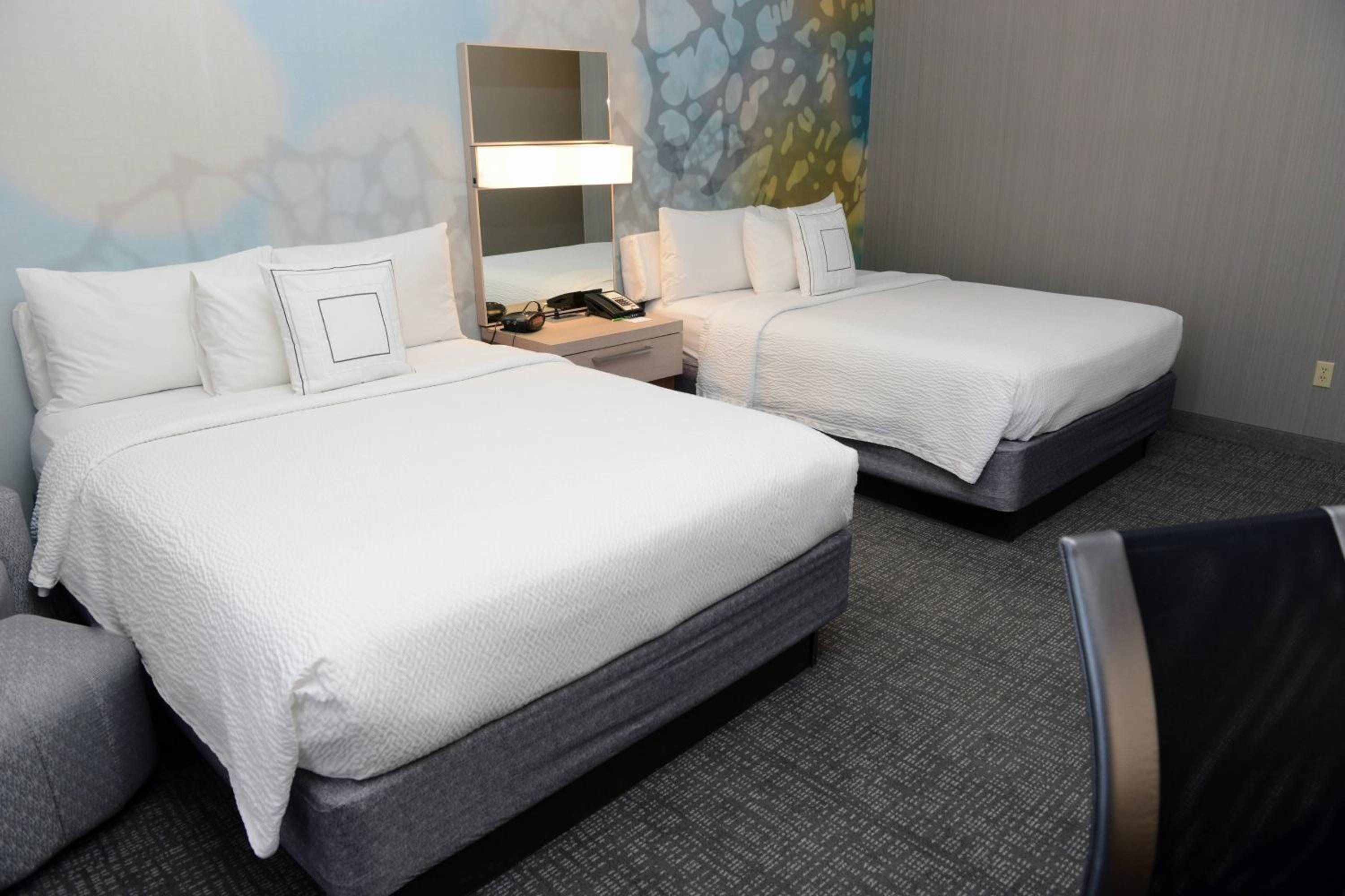 Queen Room with Two Queen Beds - Hearing Accessible photo 2