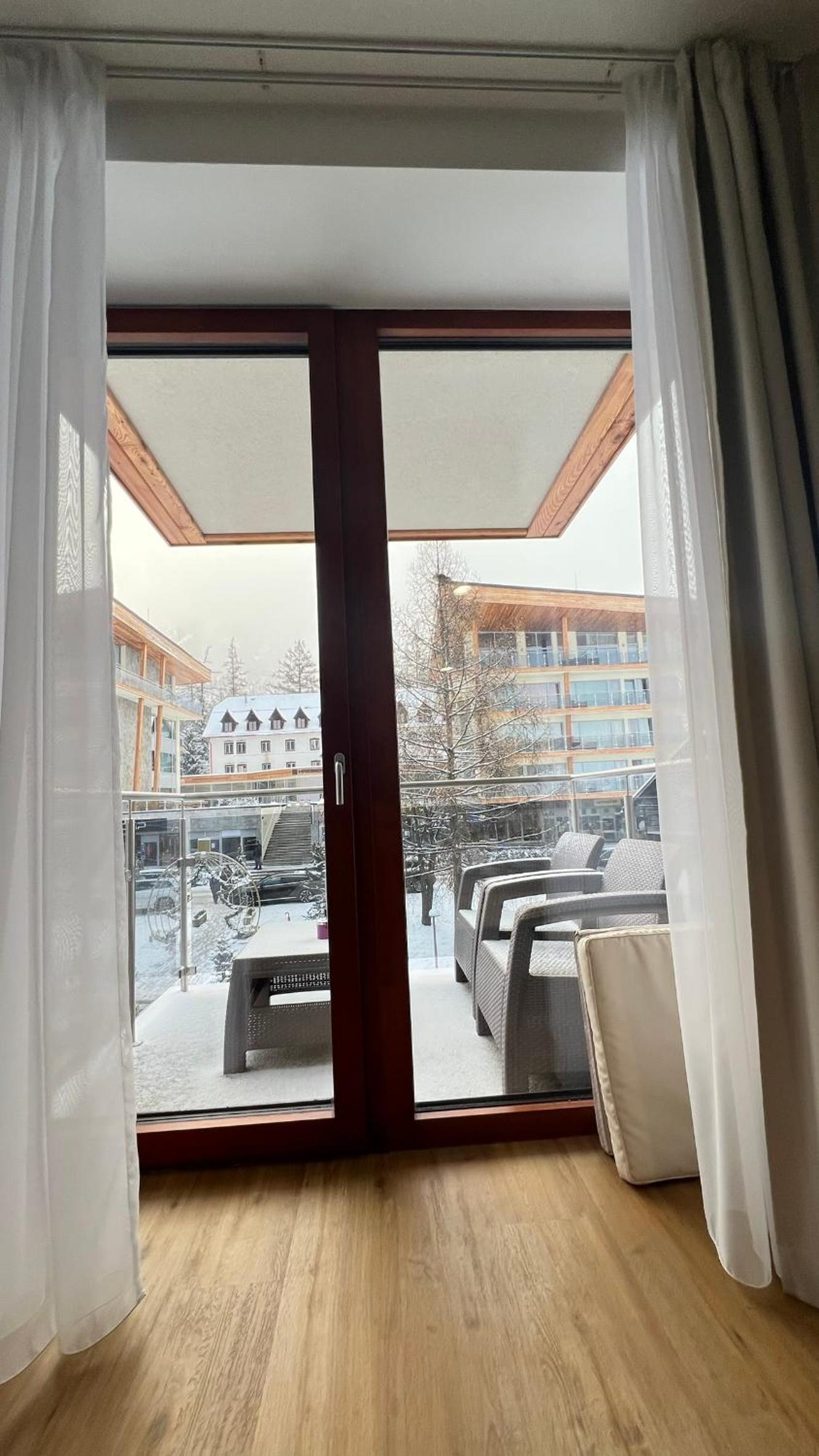 Studio Apartment with One Double Bed - Photo 25