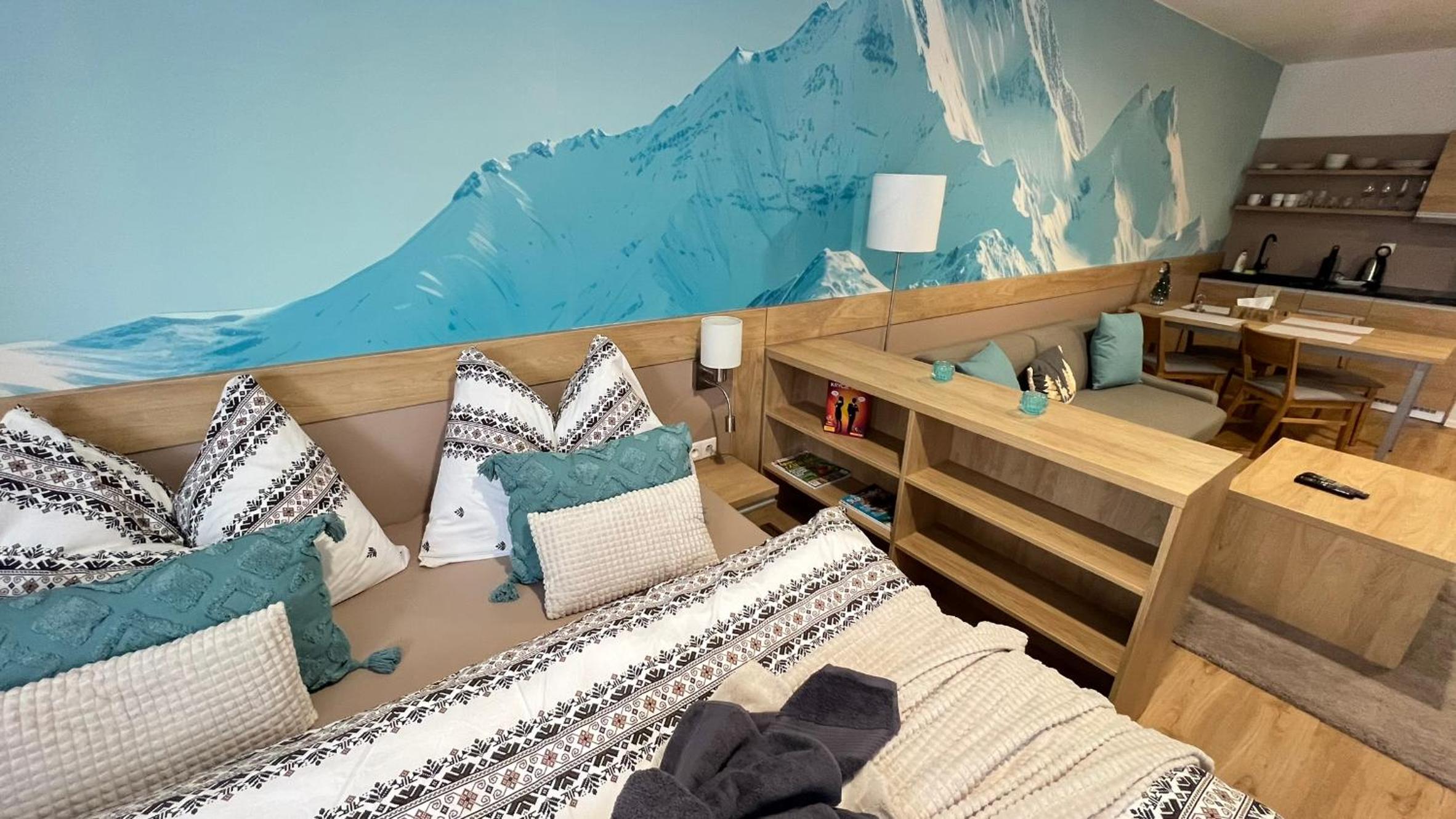 Studio Apartment with One Double Bed - Photo 11
