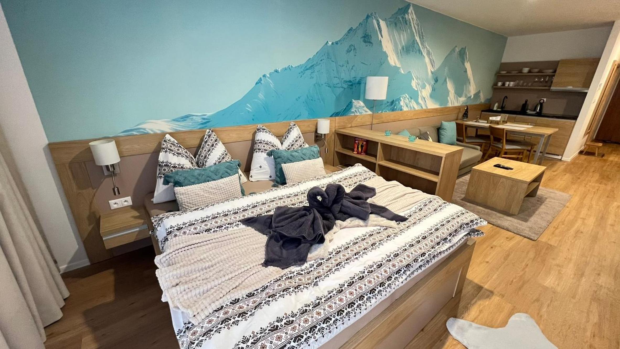Studio Apartment with One Double Bed - Photo 15