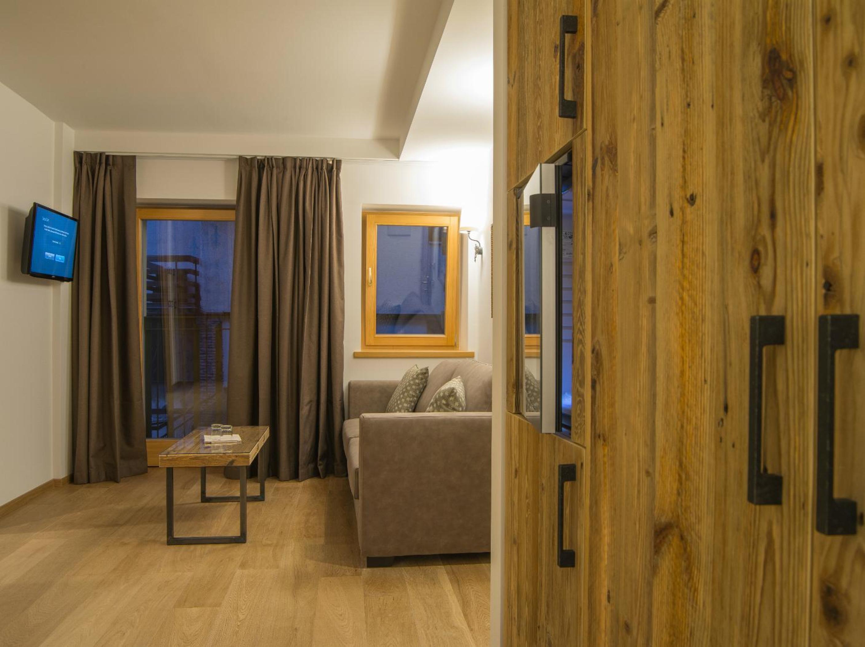 Deluxe Quadruple Room photo 2