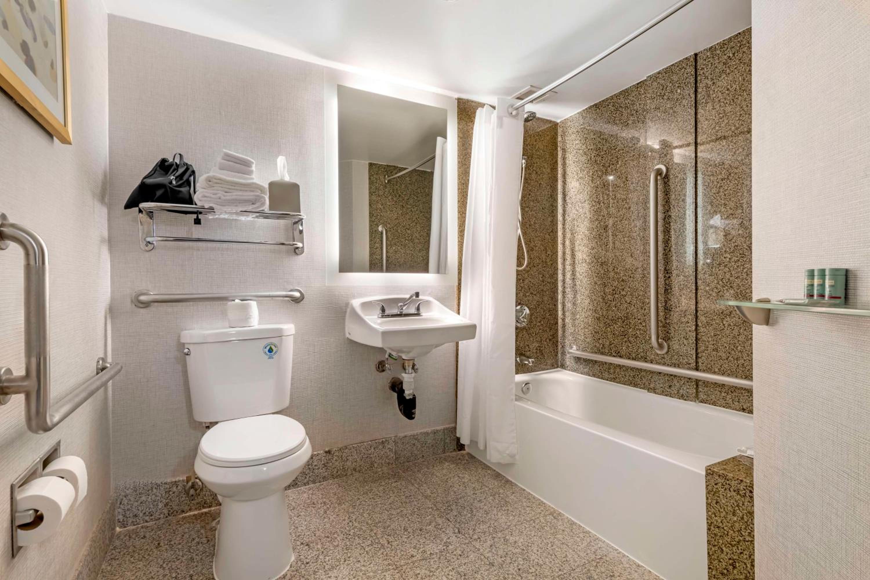 King Room with Bath Tub - Disability Access/Non-Smoking