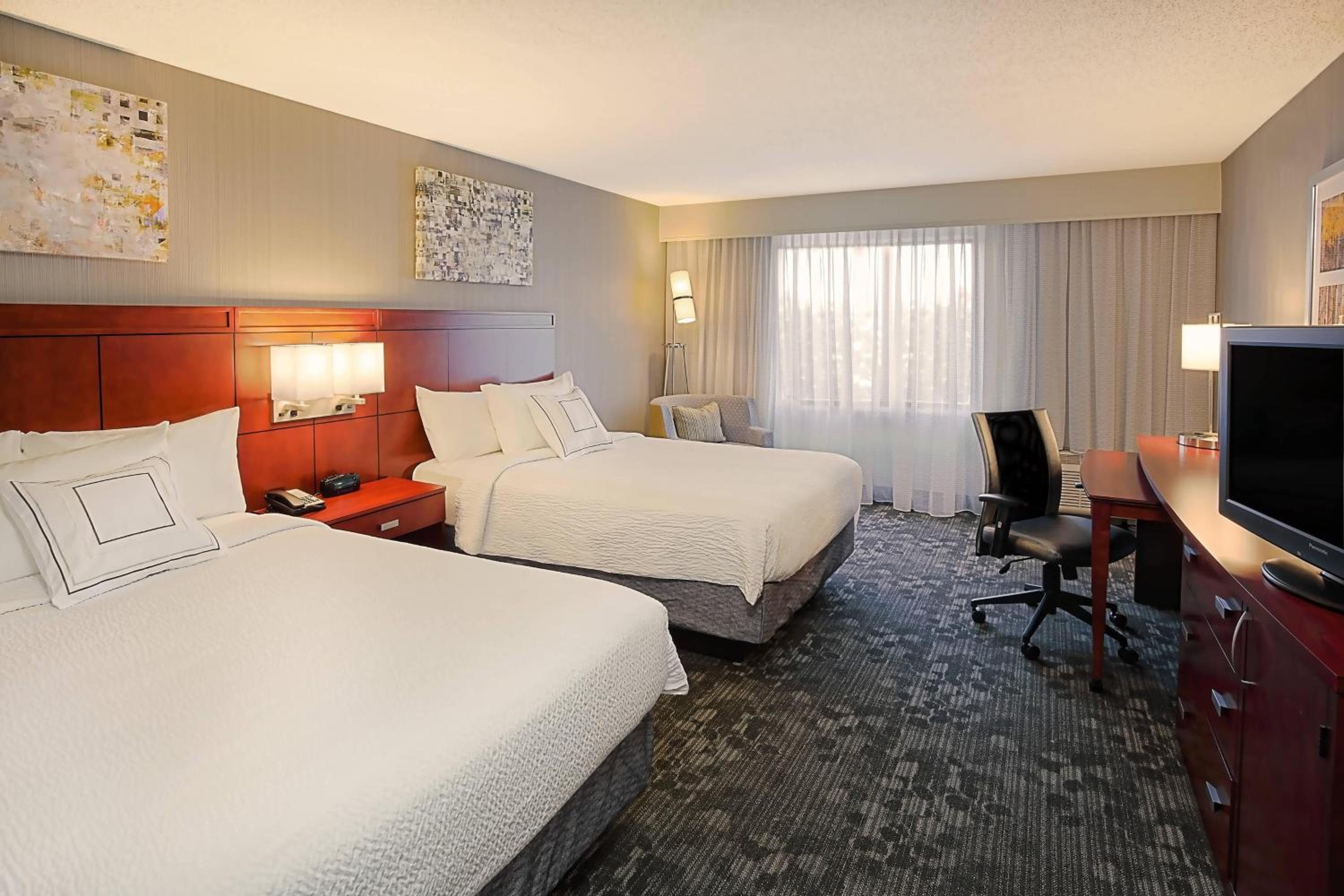 Double Room with Two Double Beds - Photo 1