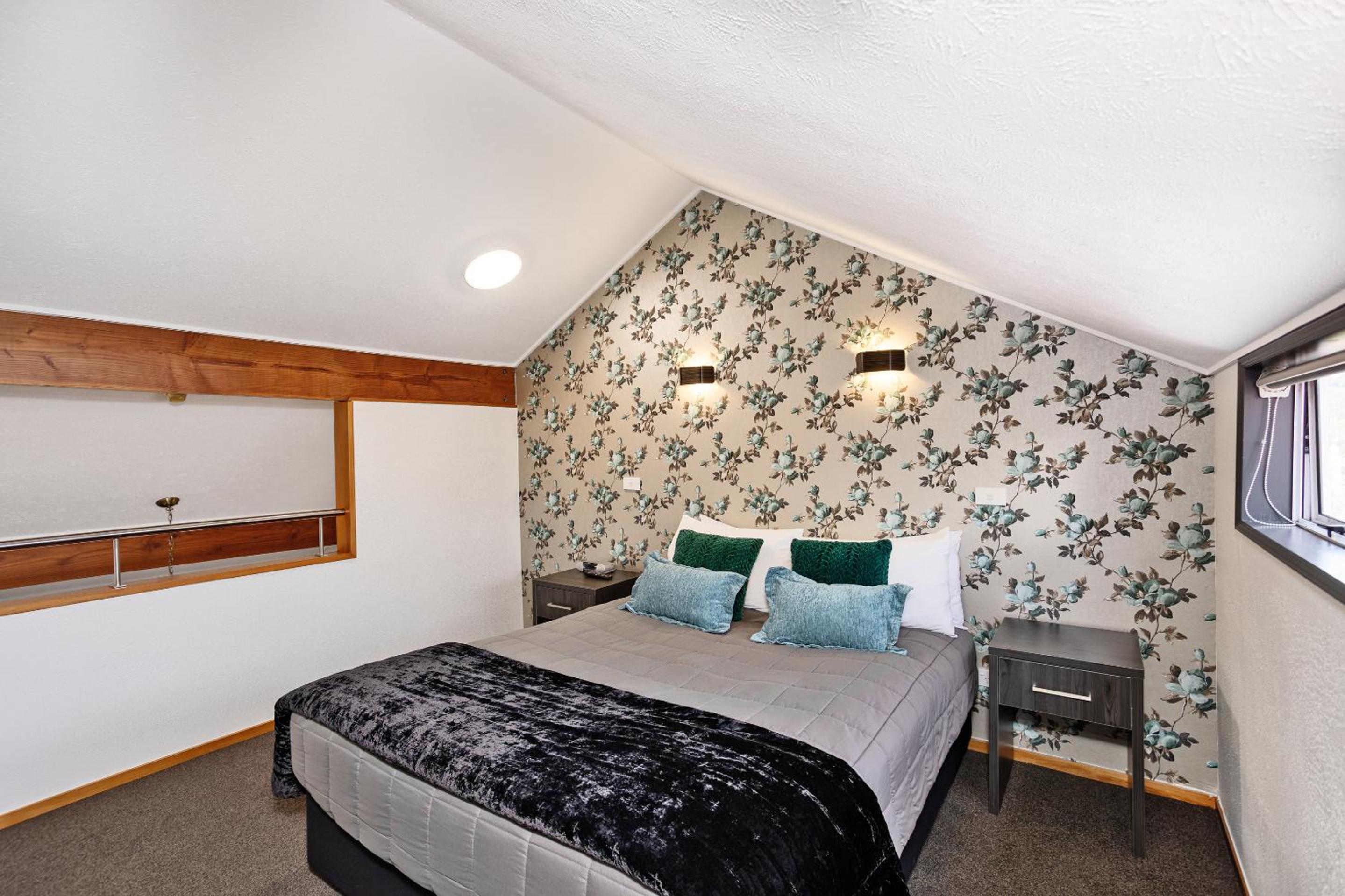 Superior Double or Twin Room - Photo 3