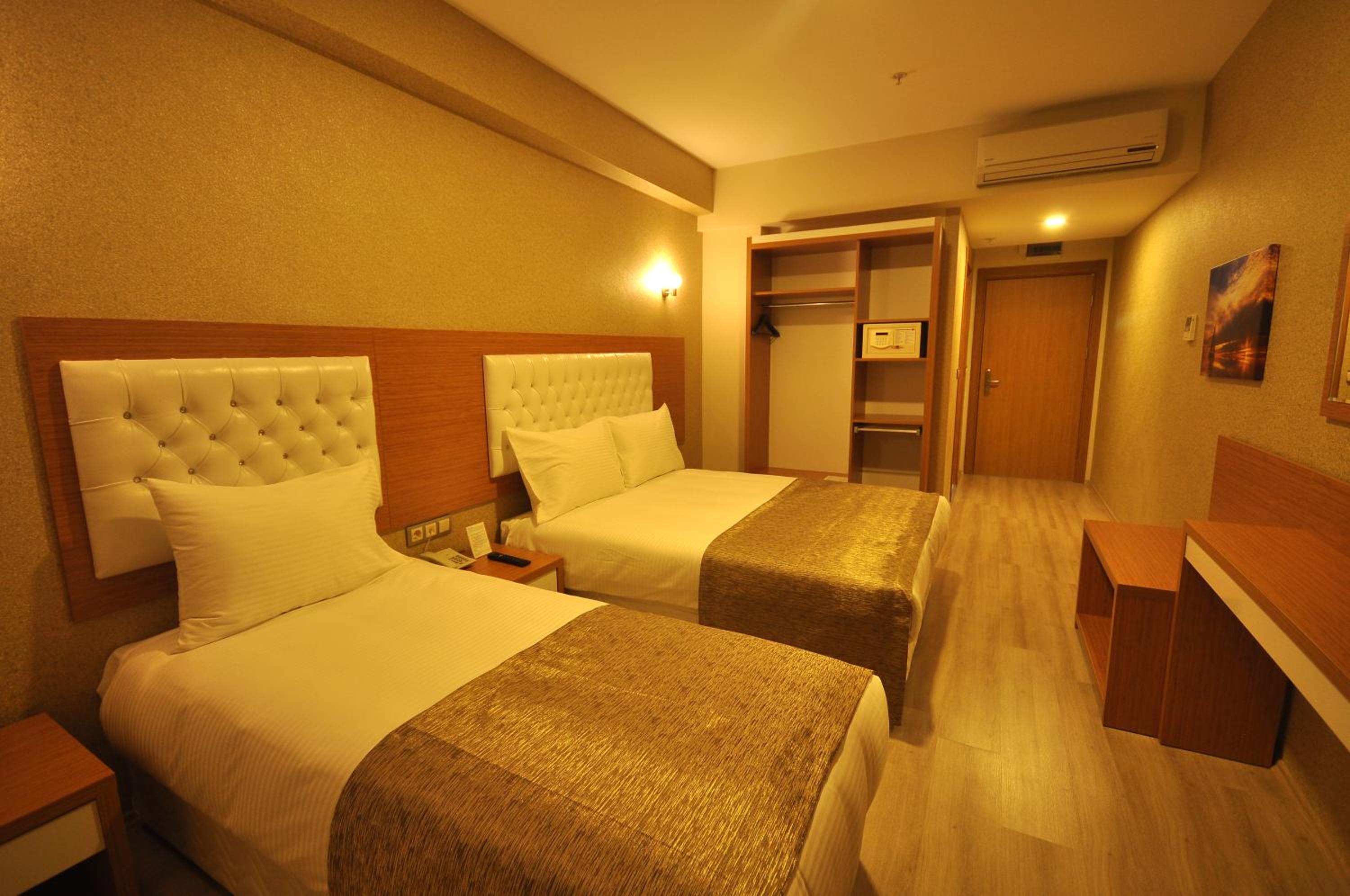 Twin Room photo 2