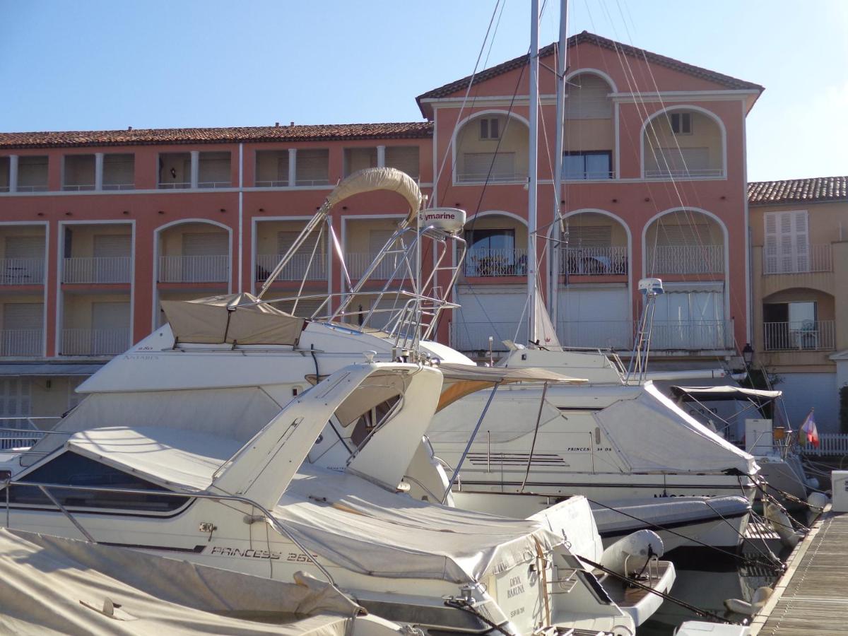Studio Apartment with Sea View
