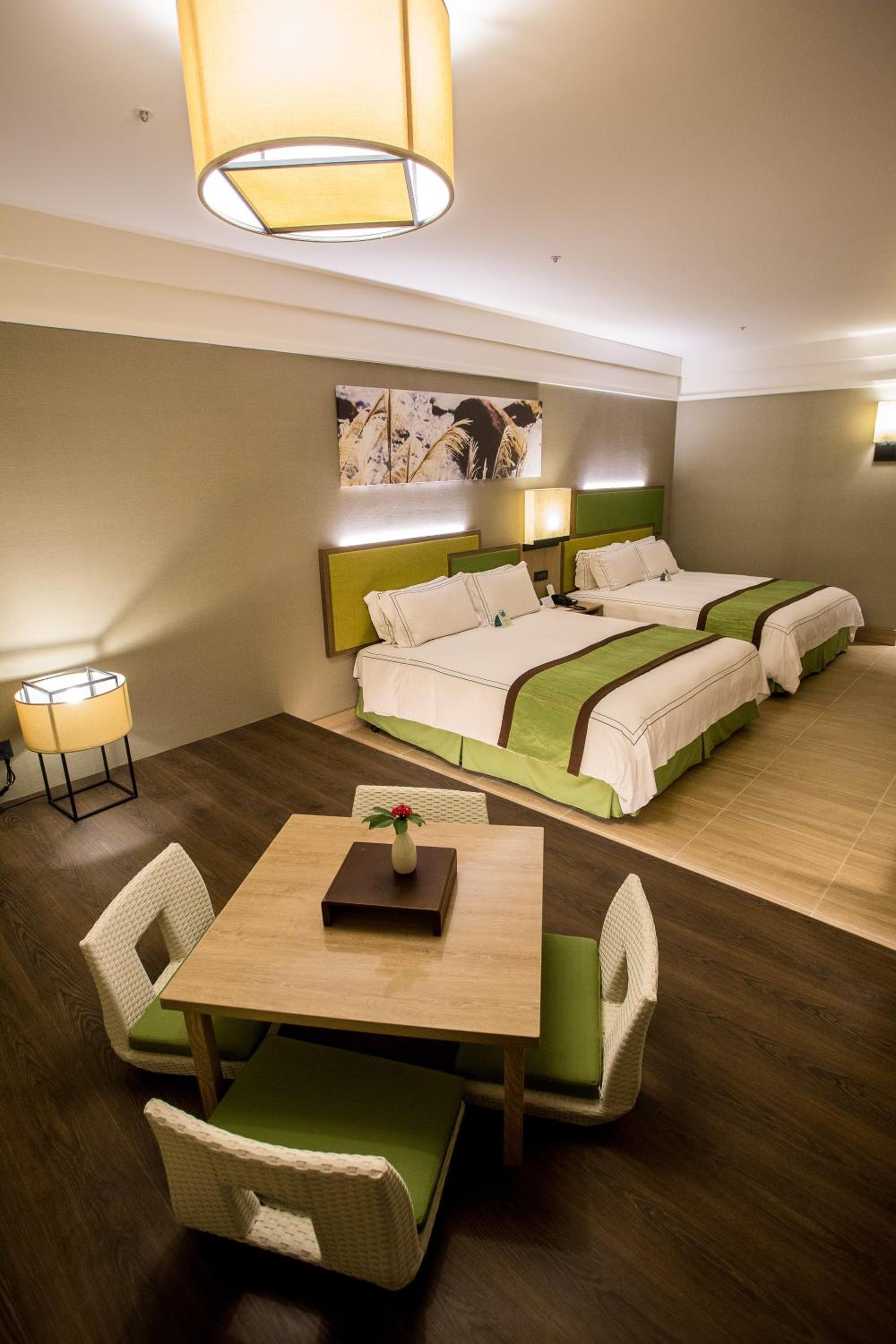 Superior Japanese Style Room photo 1