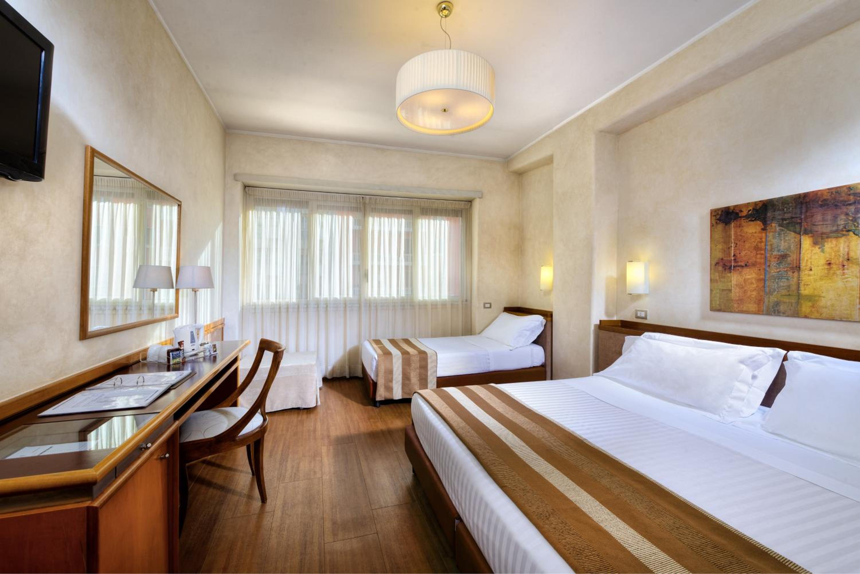 Comfort Triple Room
