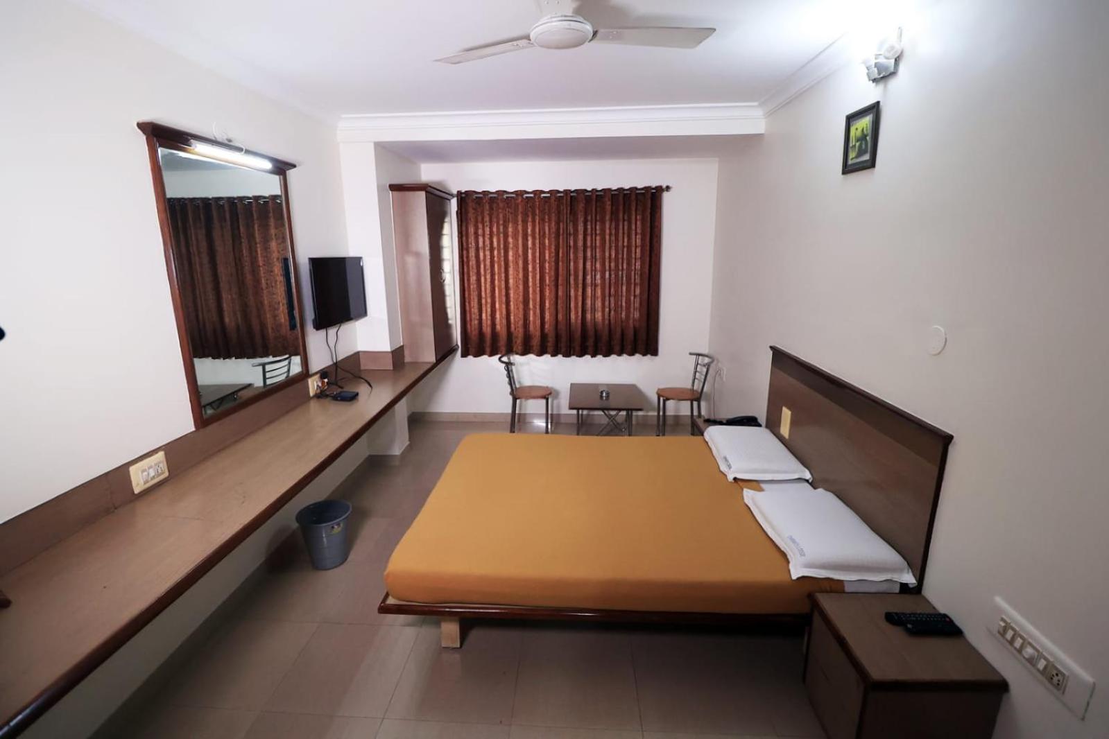 Deluxe Double Room photo 2