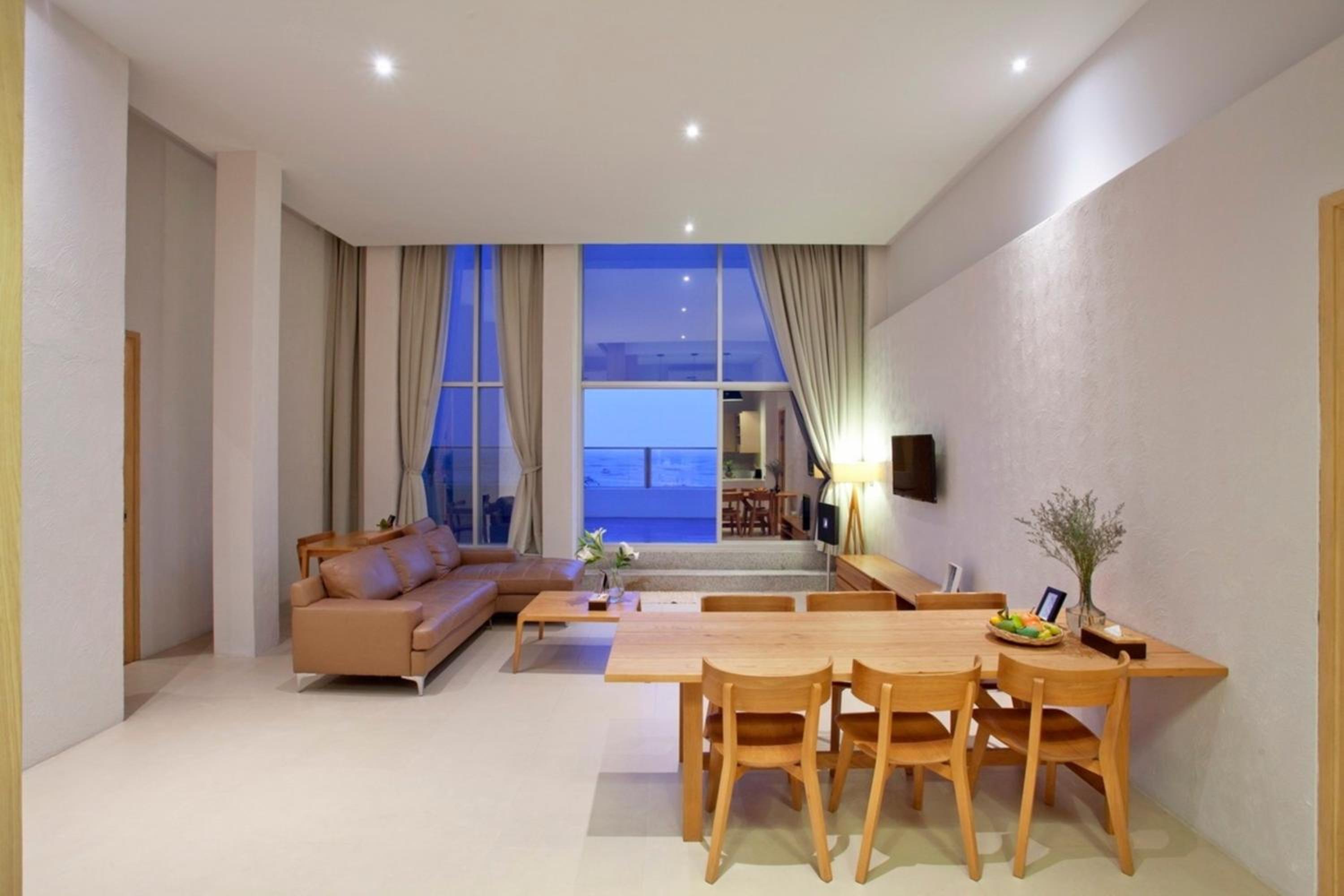 Two-Bedroom Apartment with Sea View photo 3