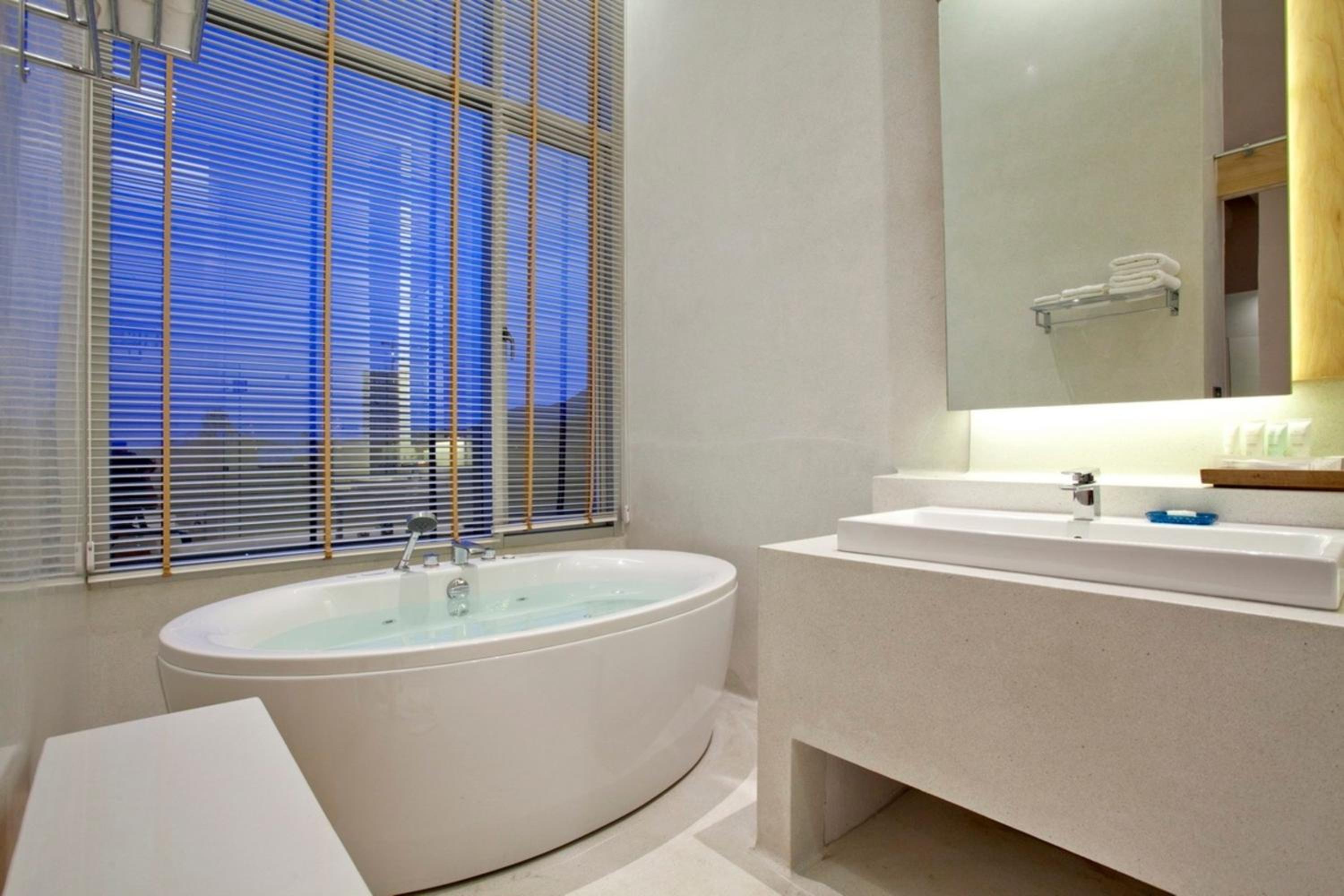 Two-Bedroom Apartment with Sea View