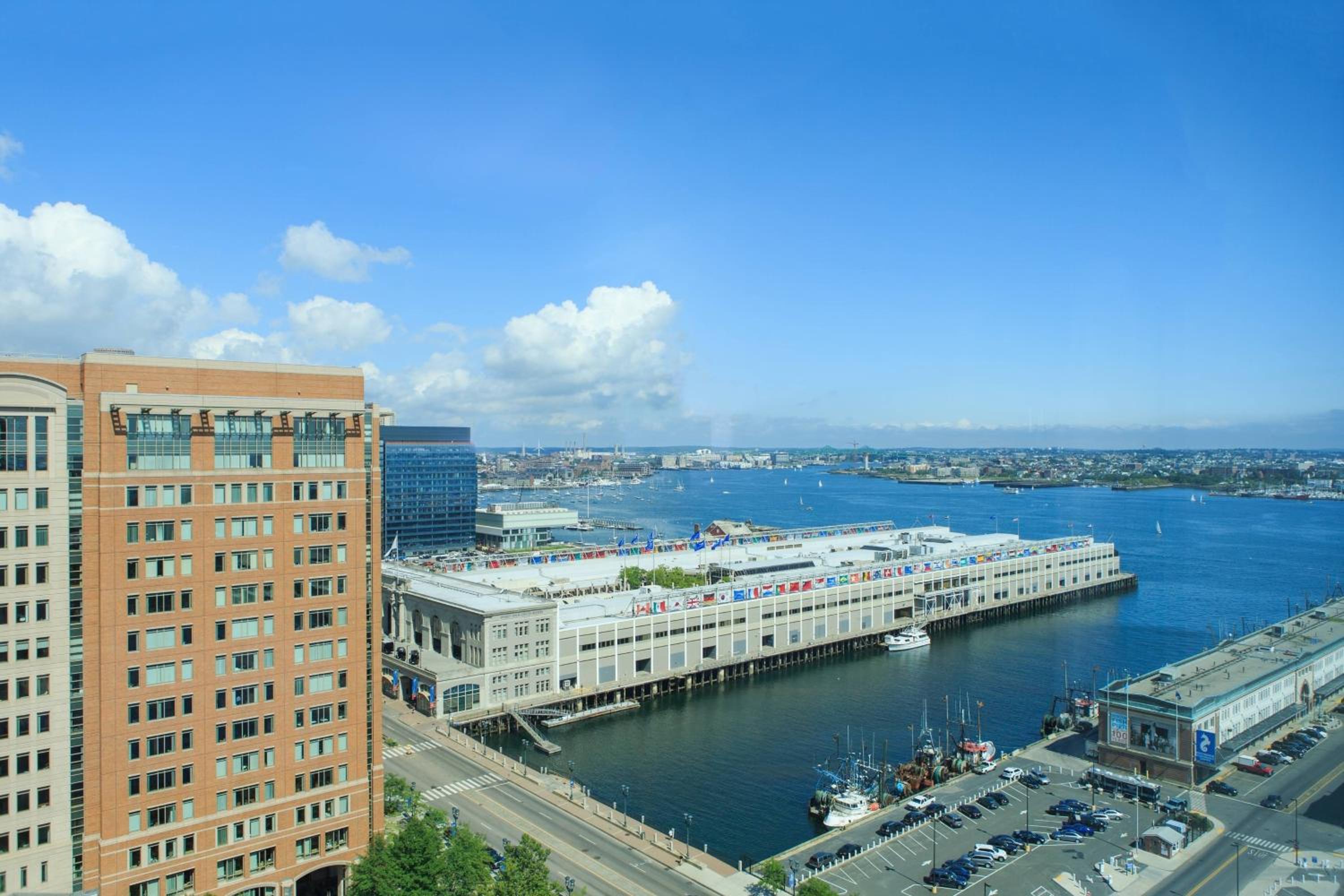 King Room with Harbor View - Hearing Accessible - Photo 10