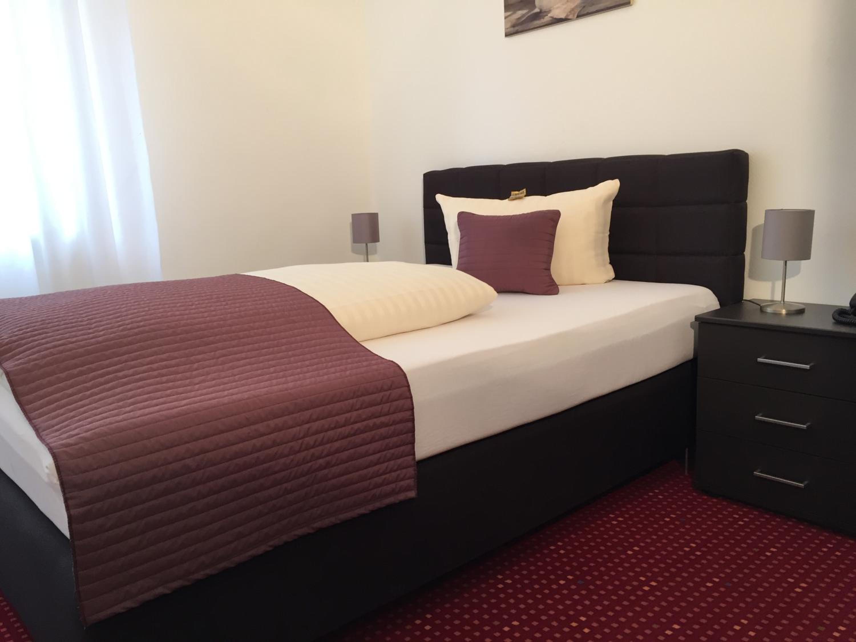 Single Room photo 1