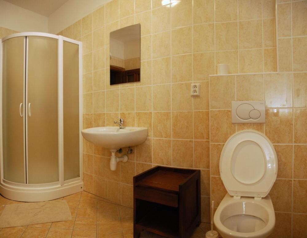 Big One-Bedroom Apartment photo 3