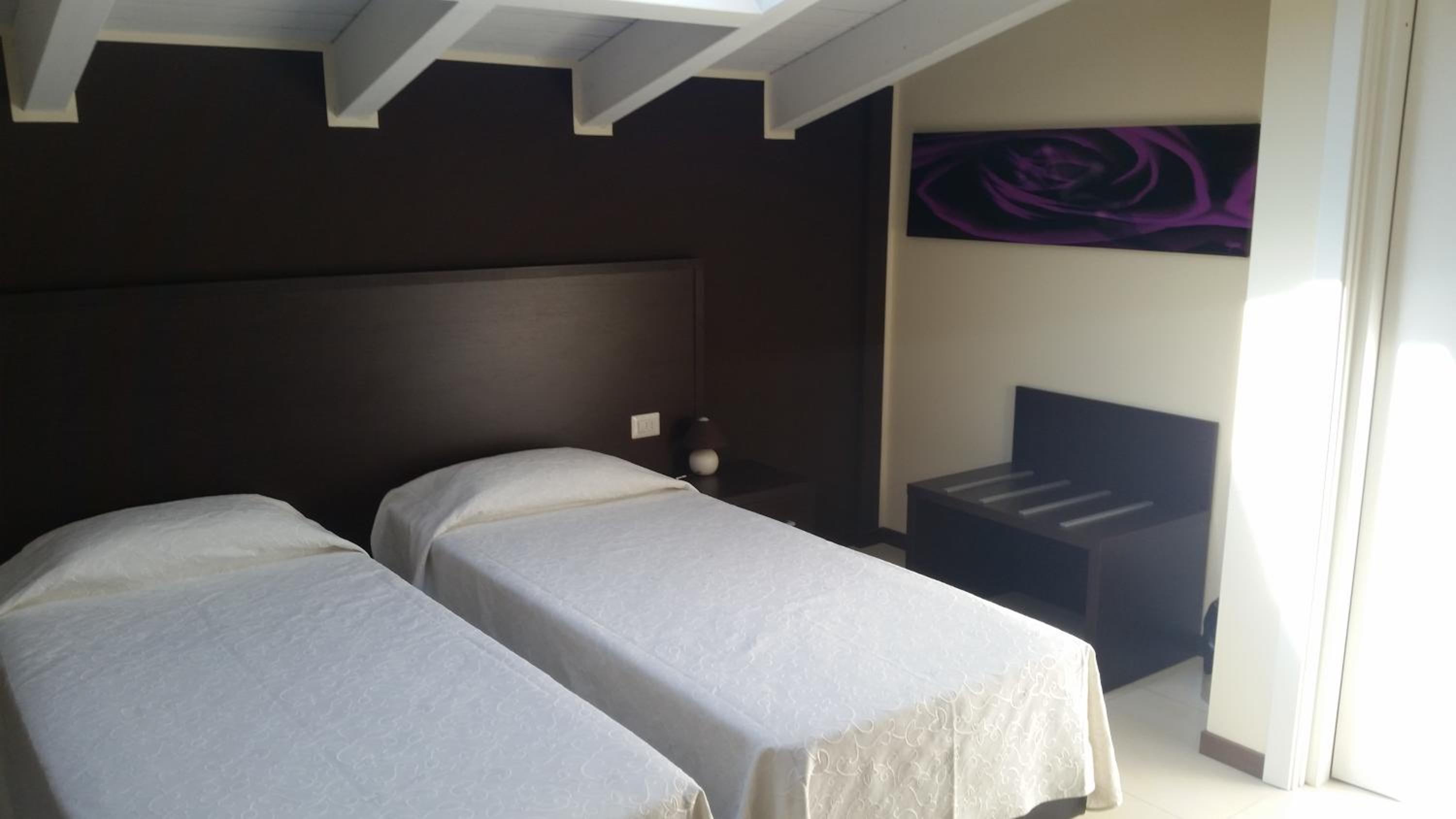 Budget Double or Twin Room - Photo 2
