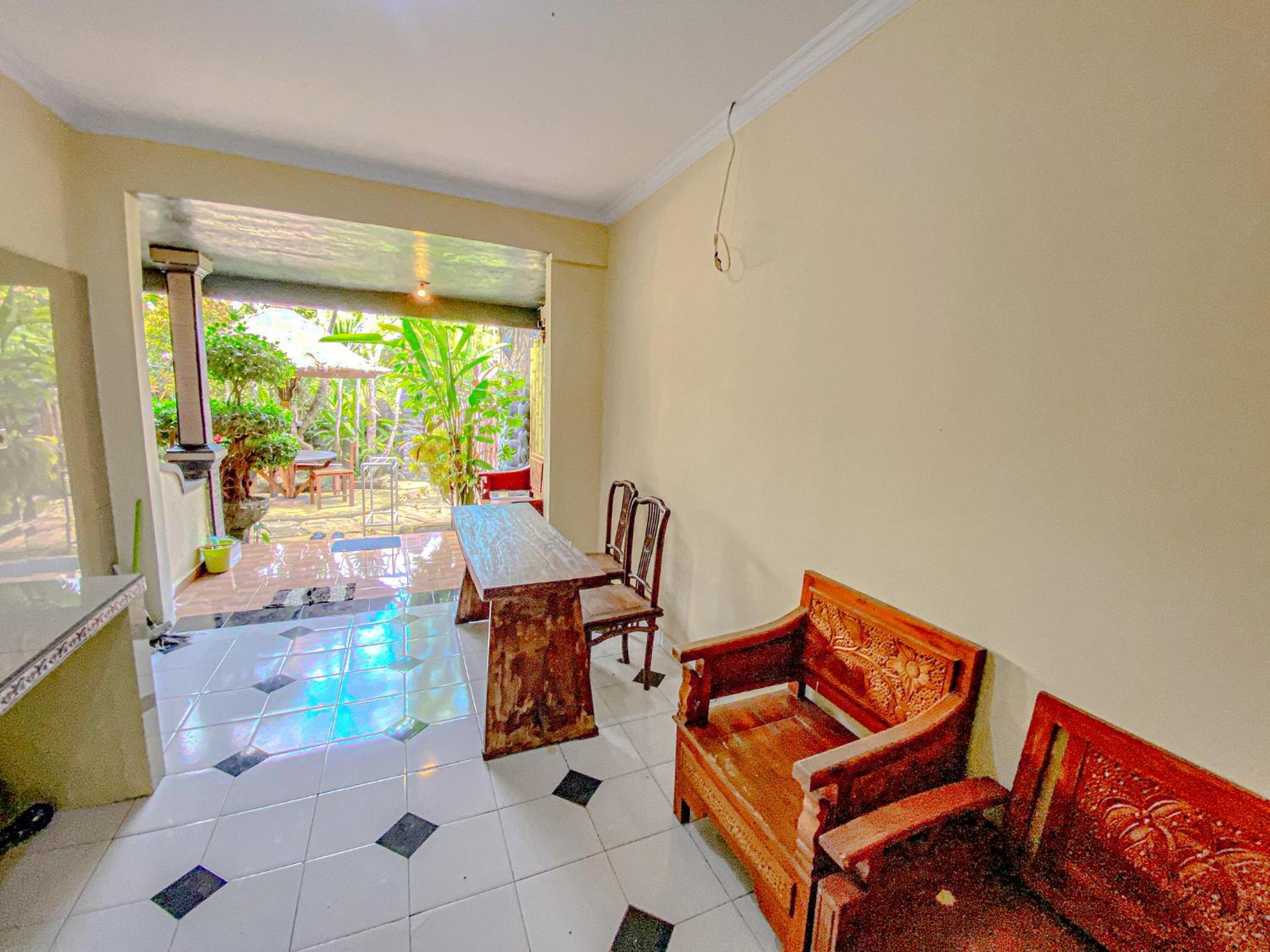 Budget Double Room - Photo 7