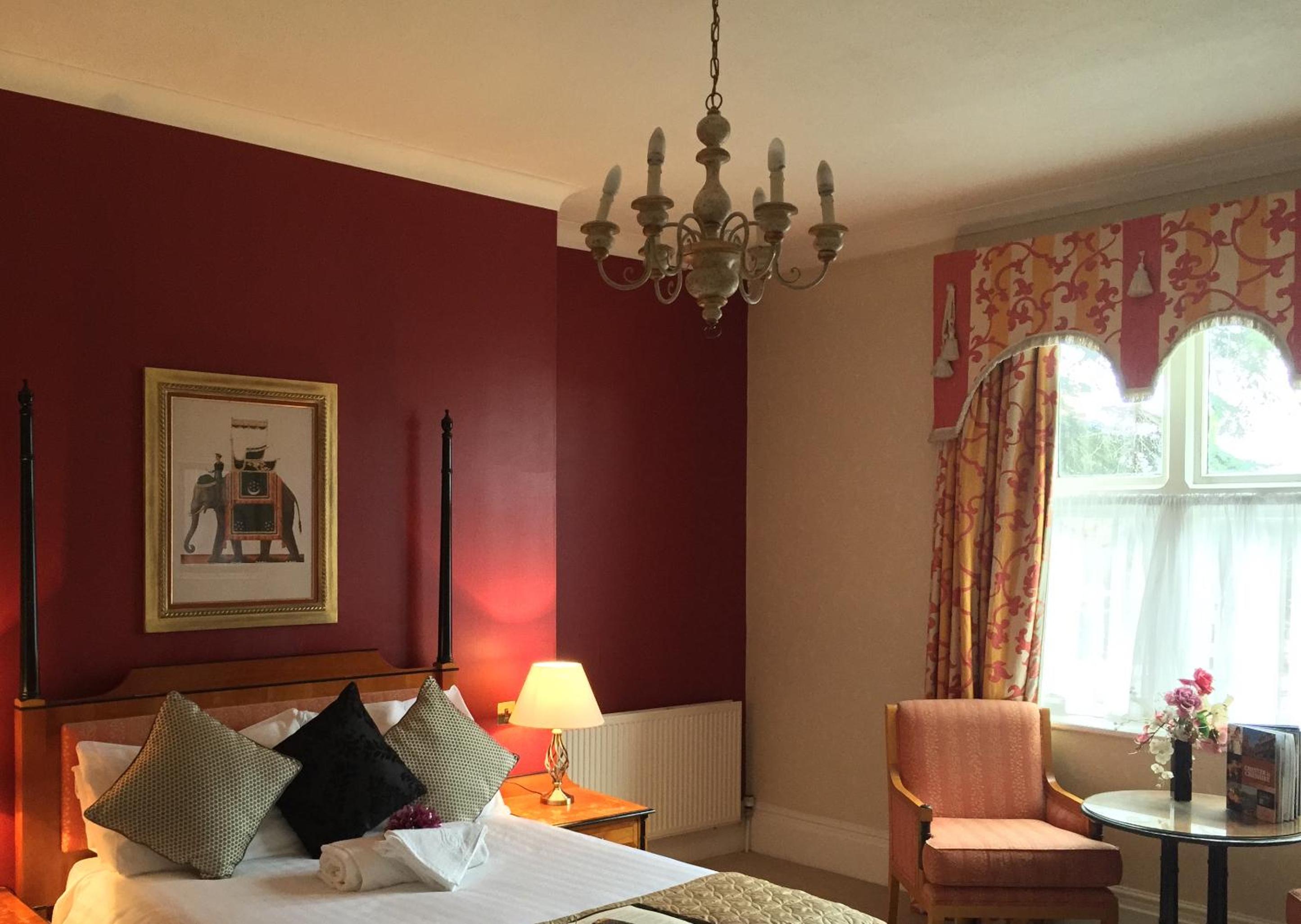 Double Room - Photo 7