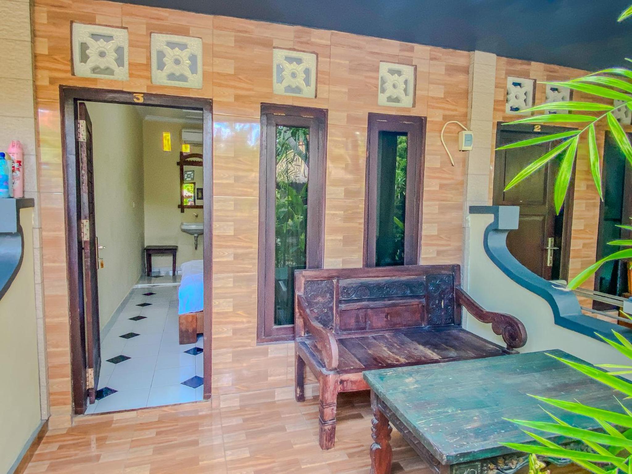 Budget Double Room - Photo 19