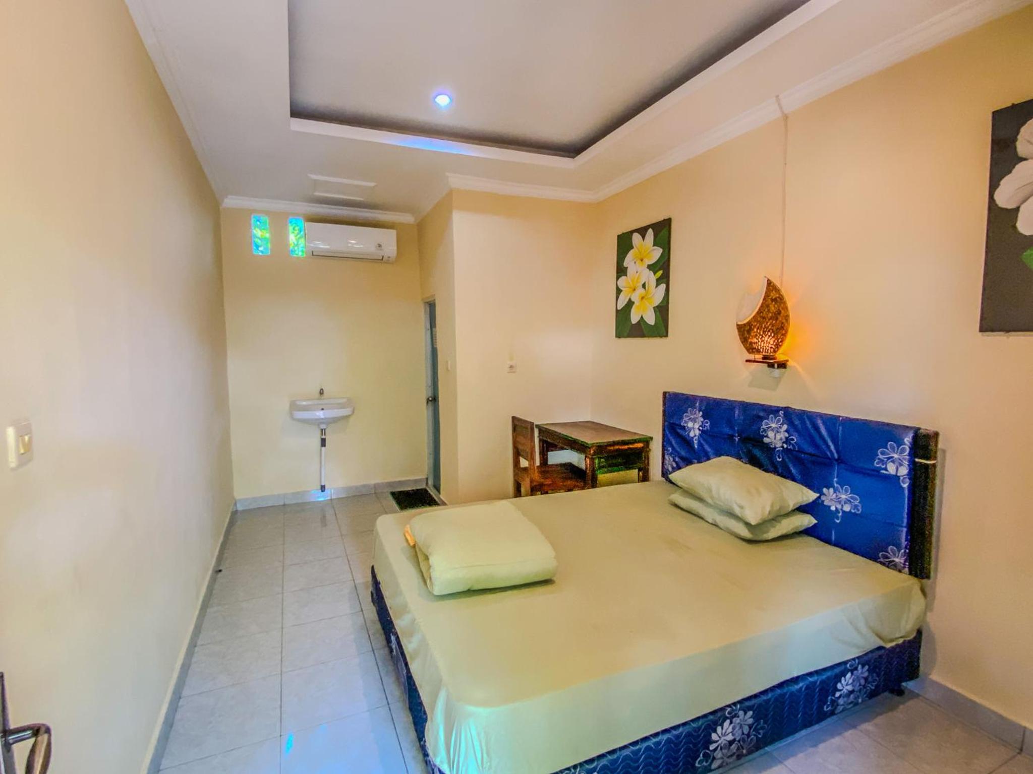 Double Room with Garden View - Photo 13