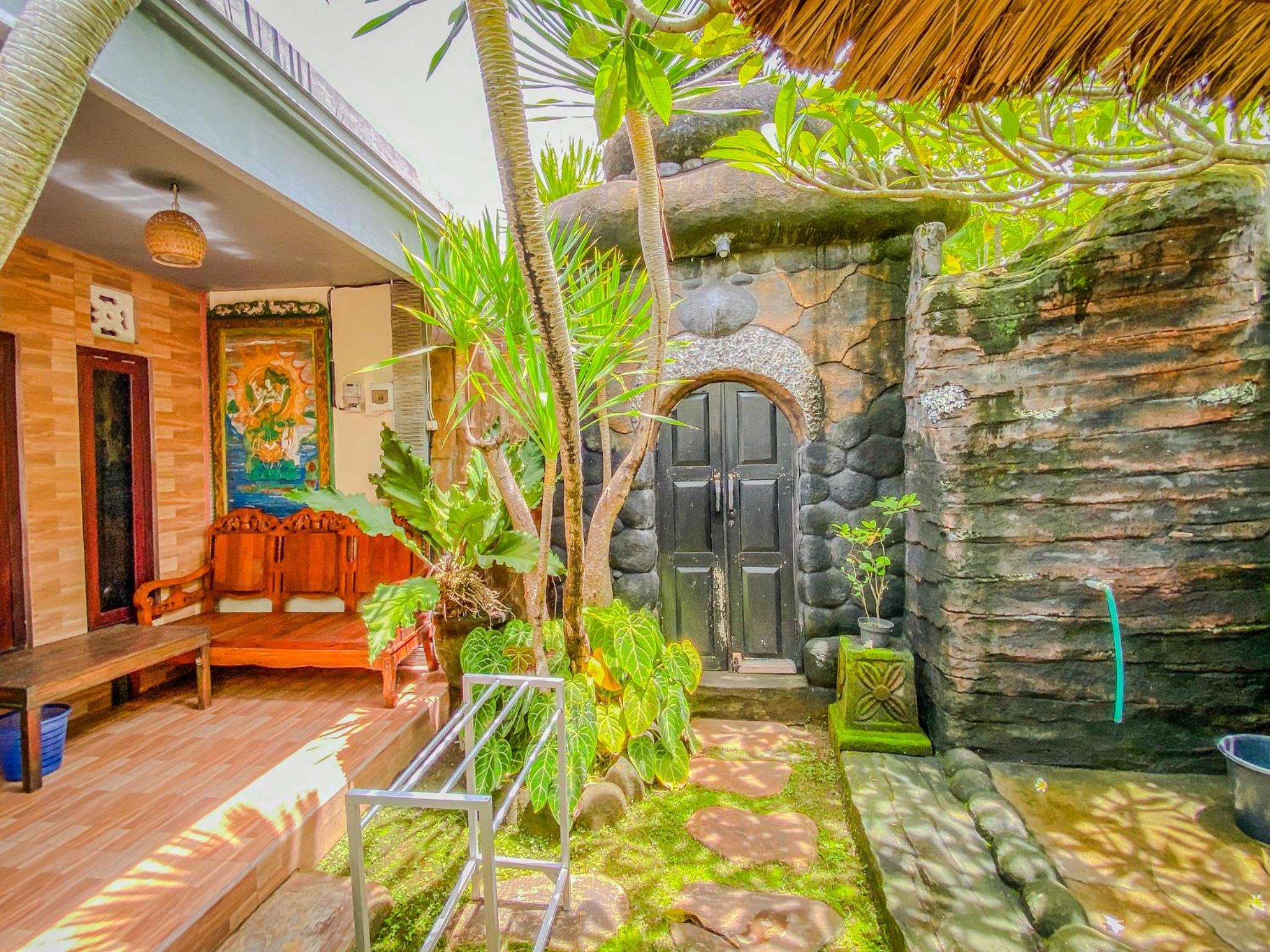 Double Room with Garden View - Photo 16