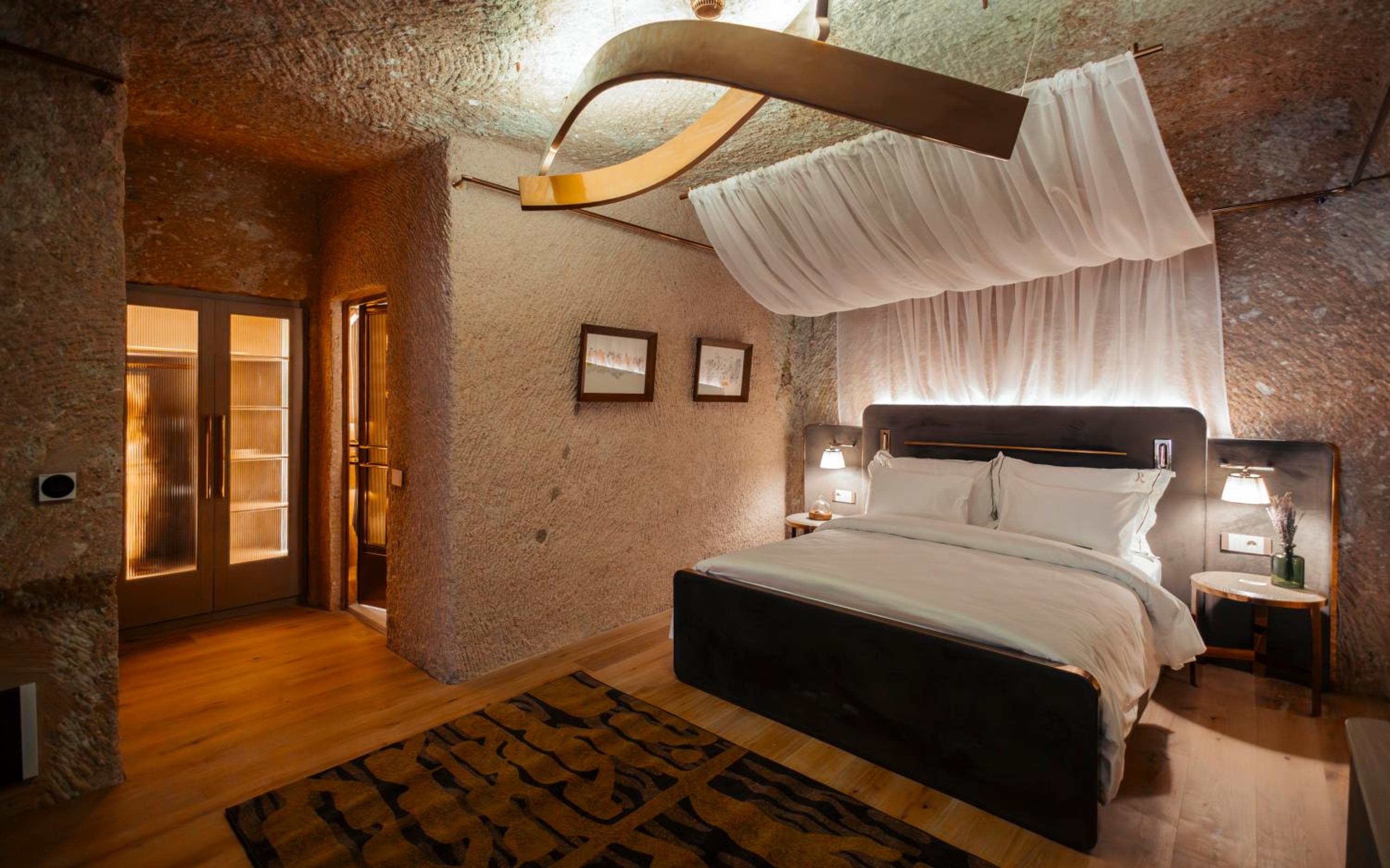 Homelike Cave photo 2