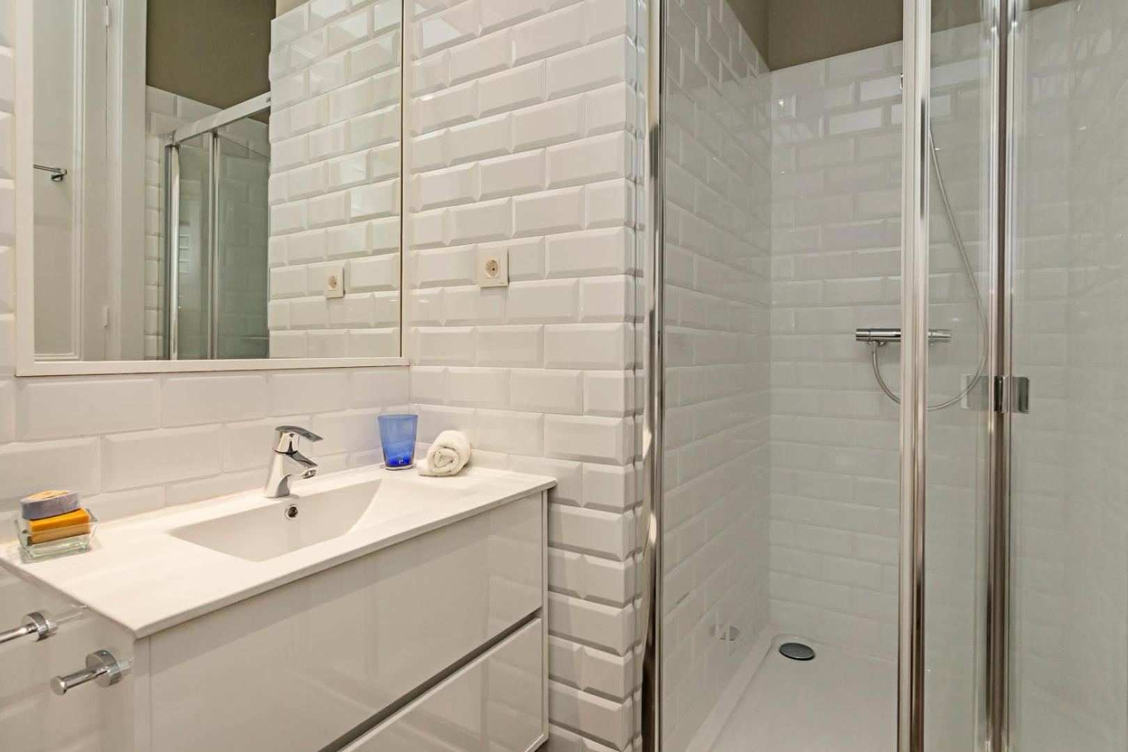 Superior Two-Bedroom Apartment (Passeig de Gracia, 51) photo 3