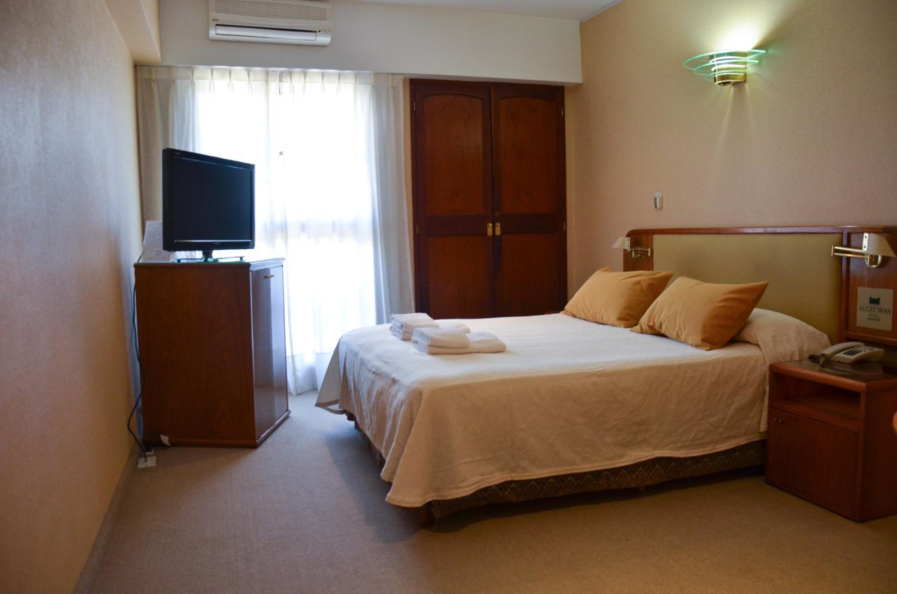 Double Room with Partial View photo 2