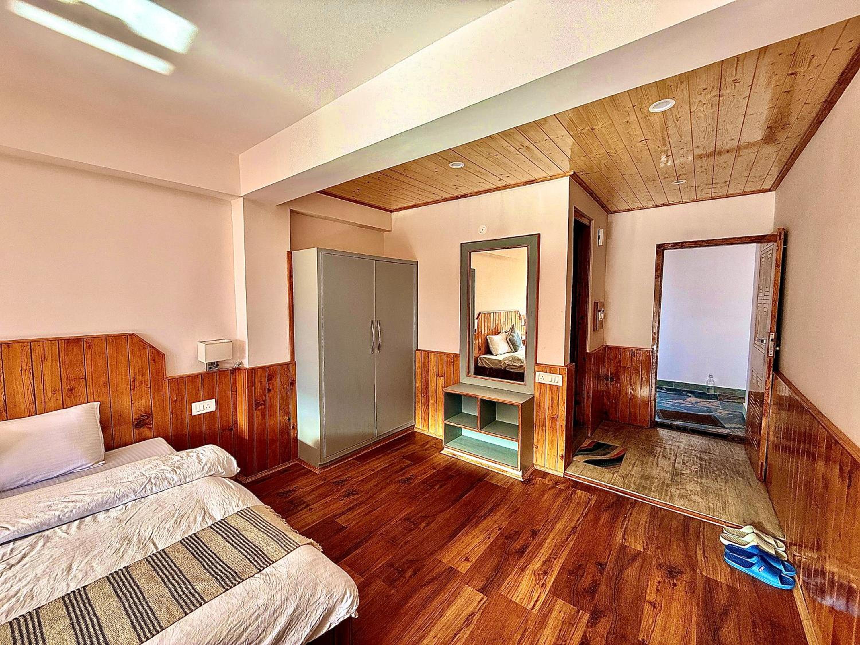 Superior Double Room - Photo 4