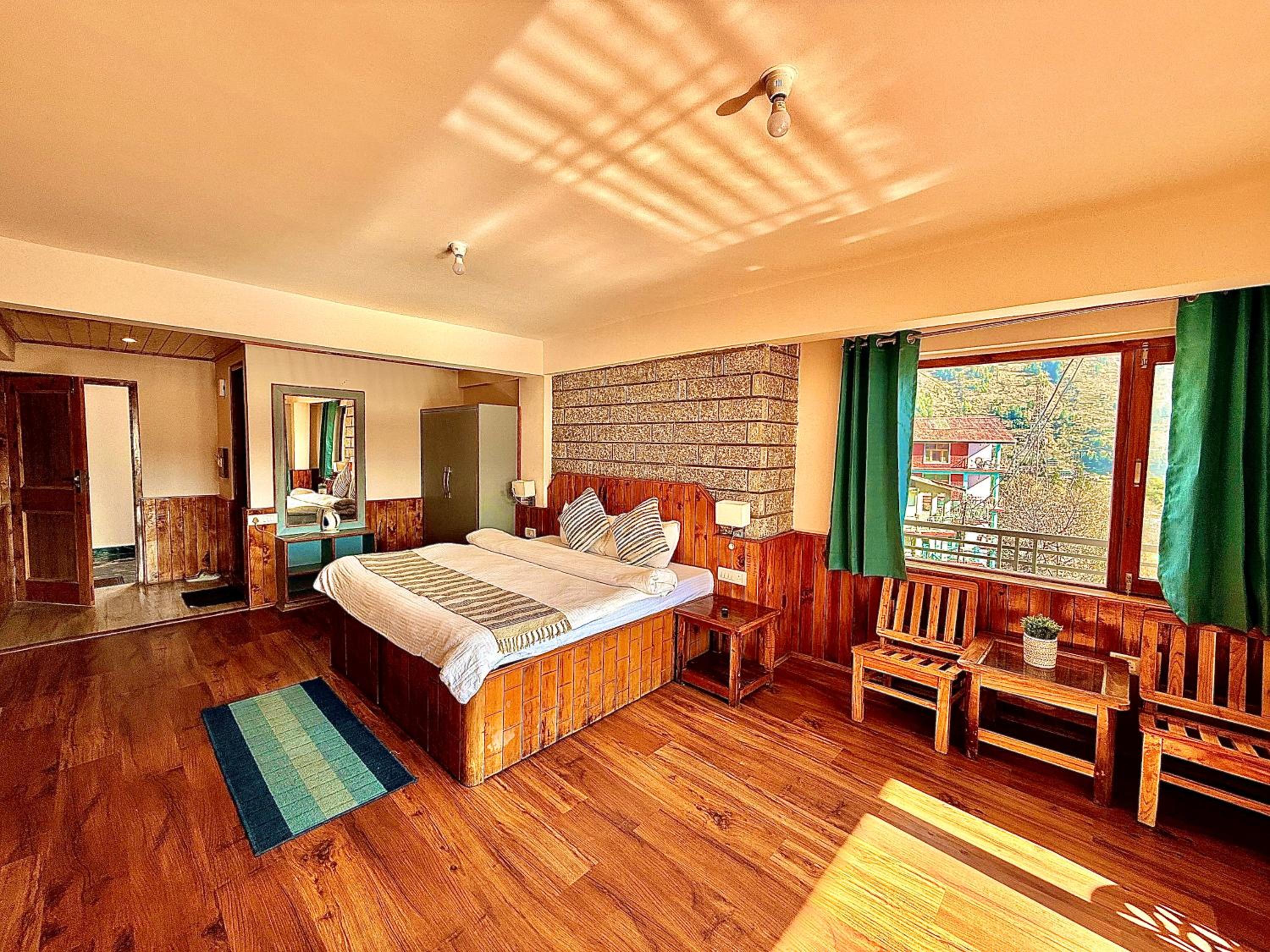 Superior Double Room - Photo 3
