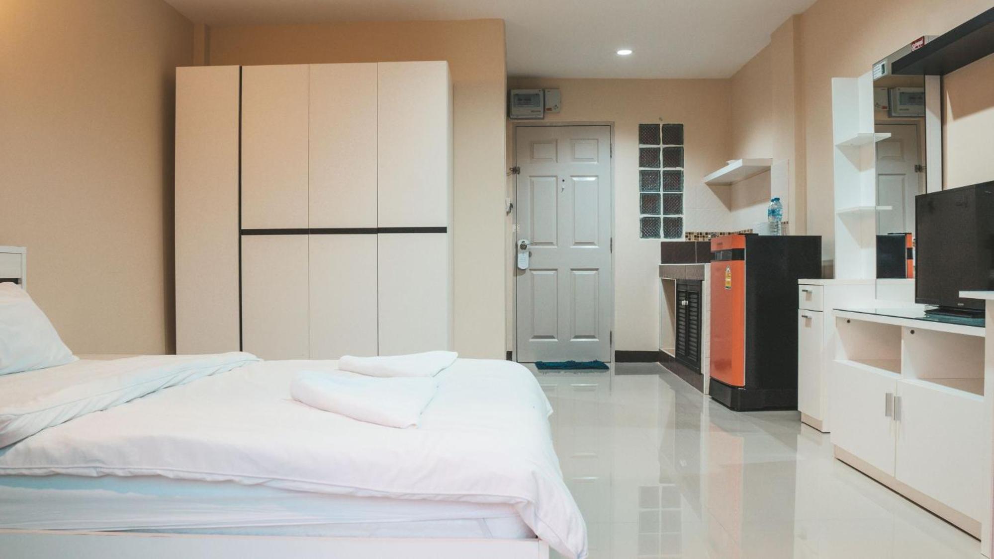 Standard Double Room - Photo 1