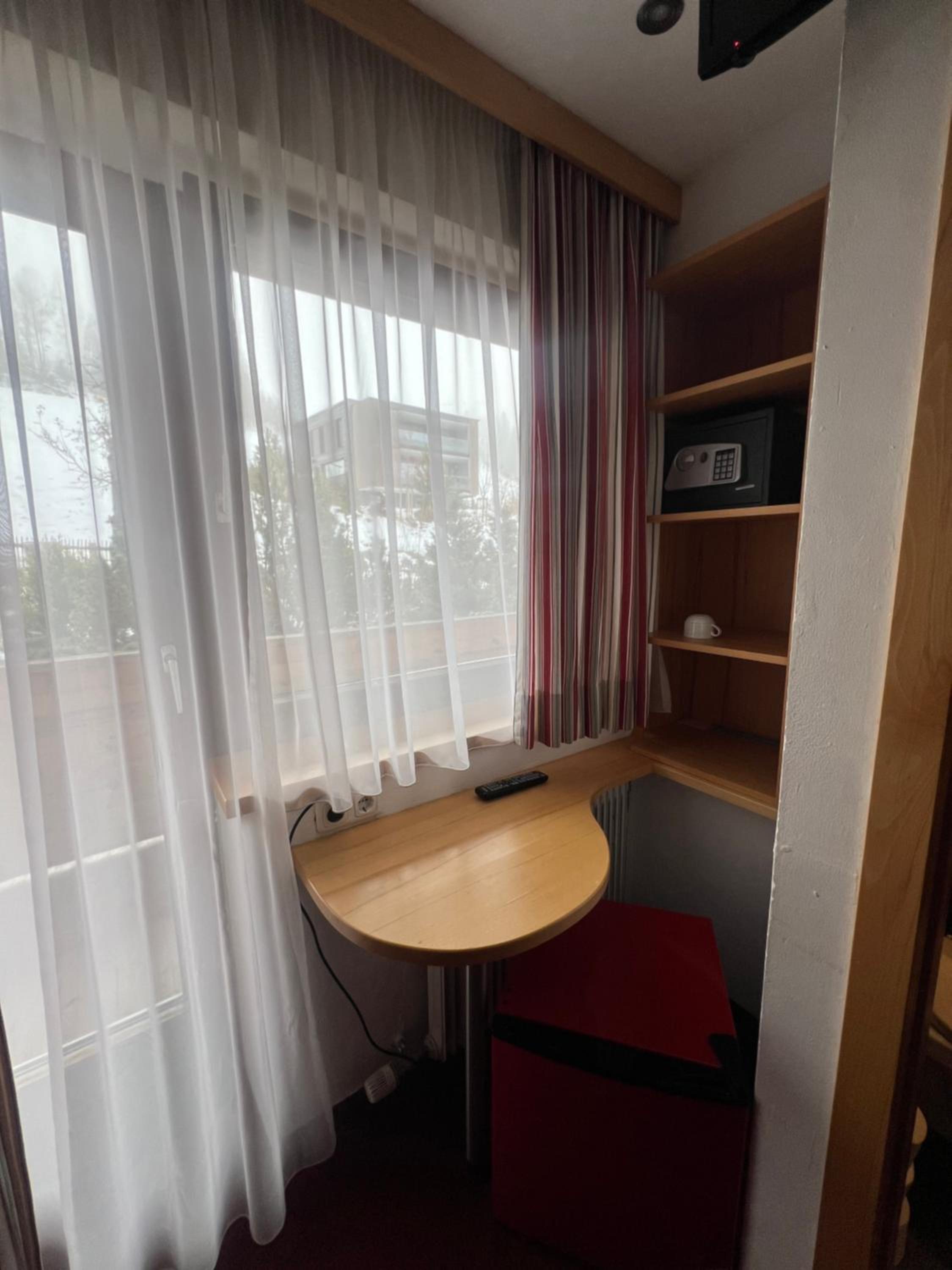 Budget Single Room photo 2
