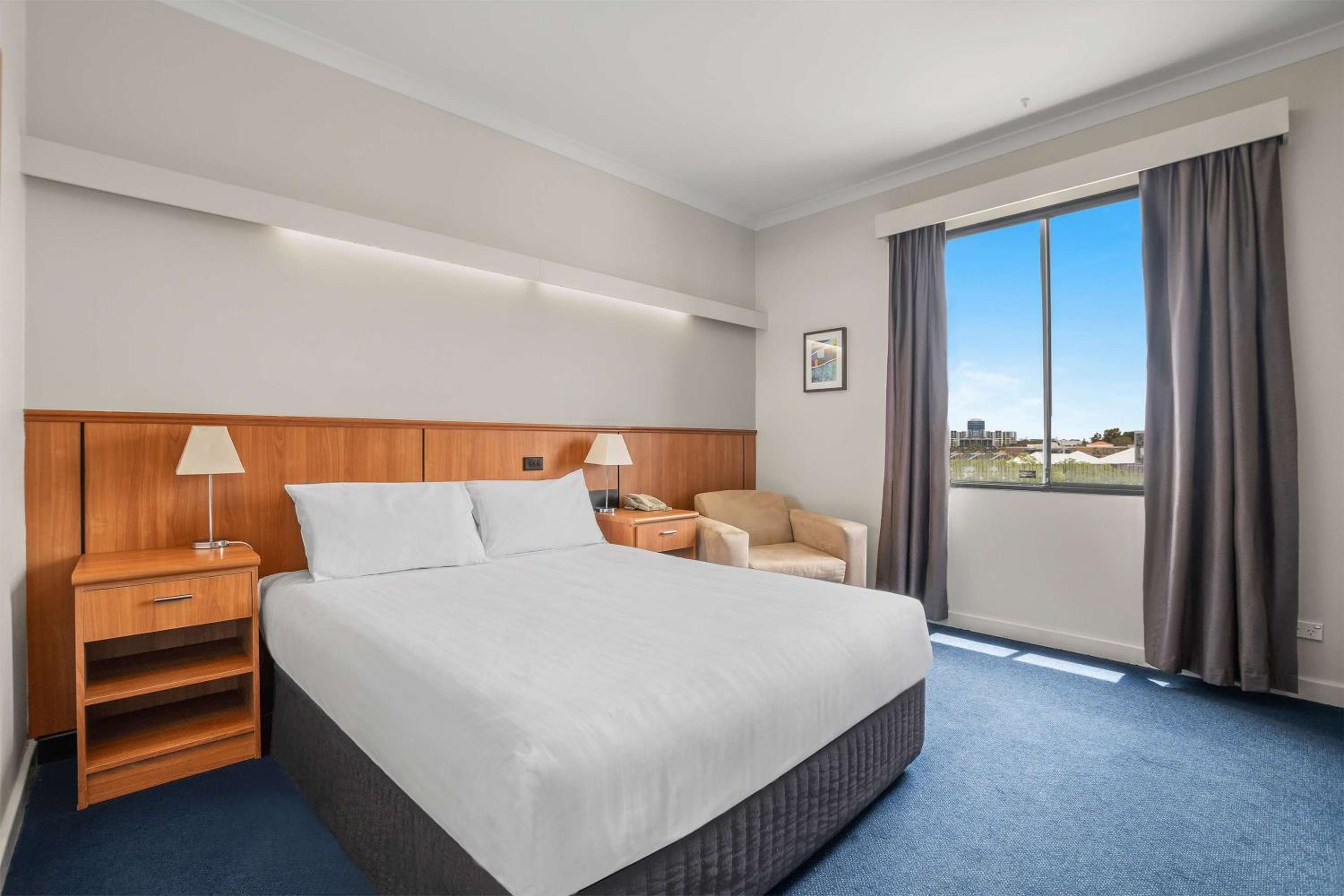 Standard Queen Room - Photo 1