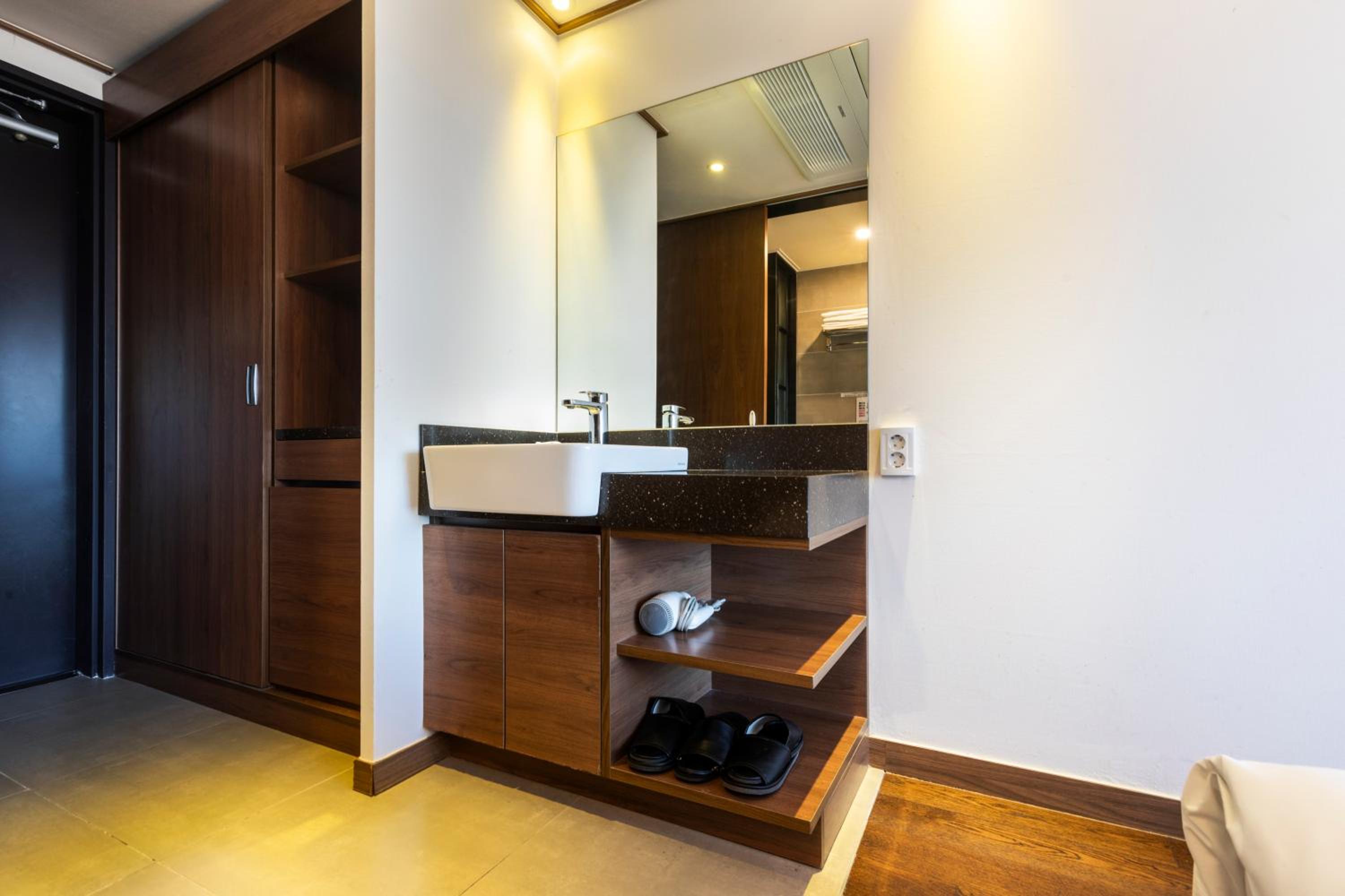 Deluxe Double Room - Photo 2