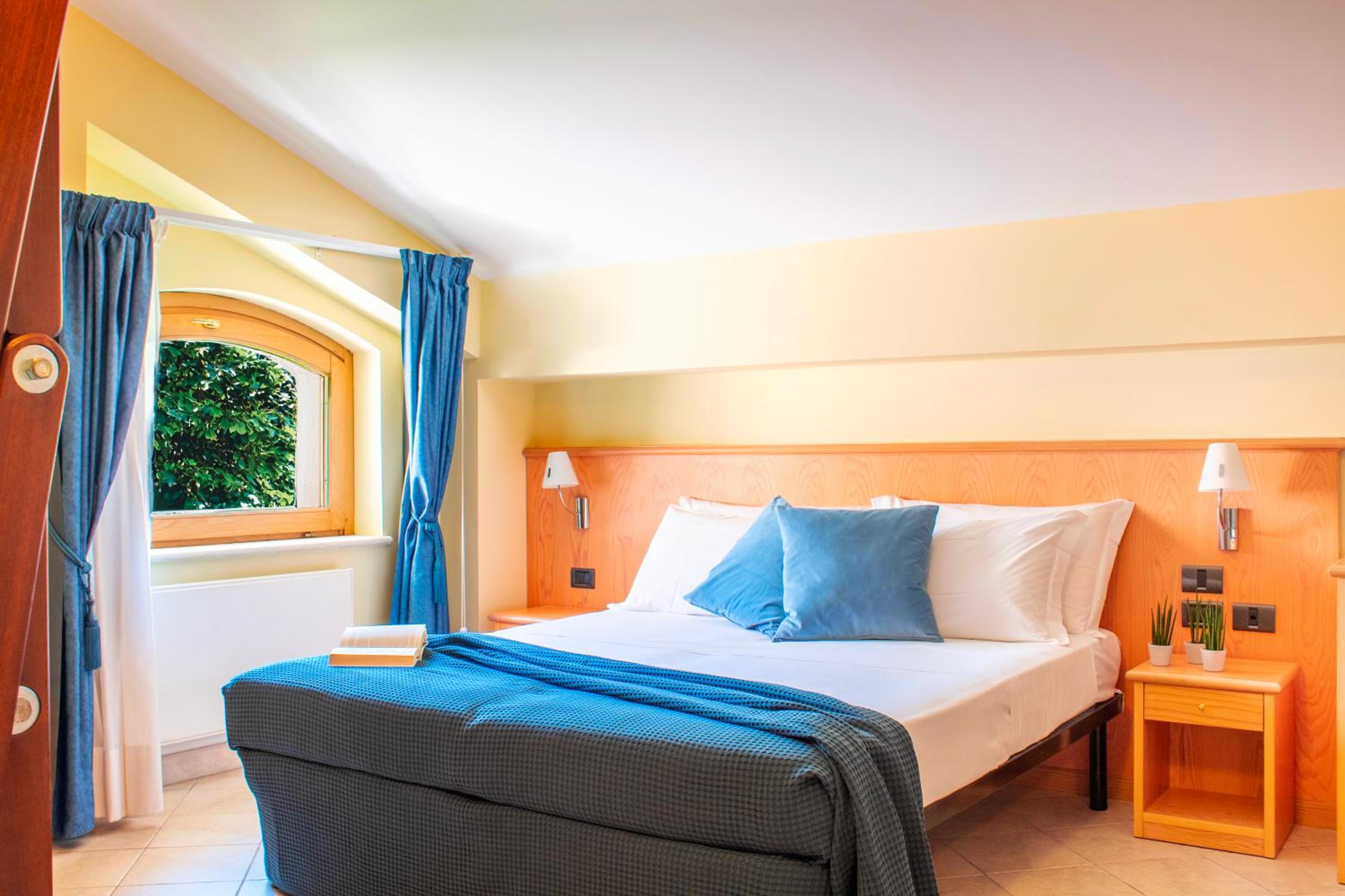 Economy Quadruple Room