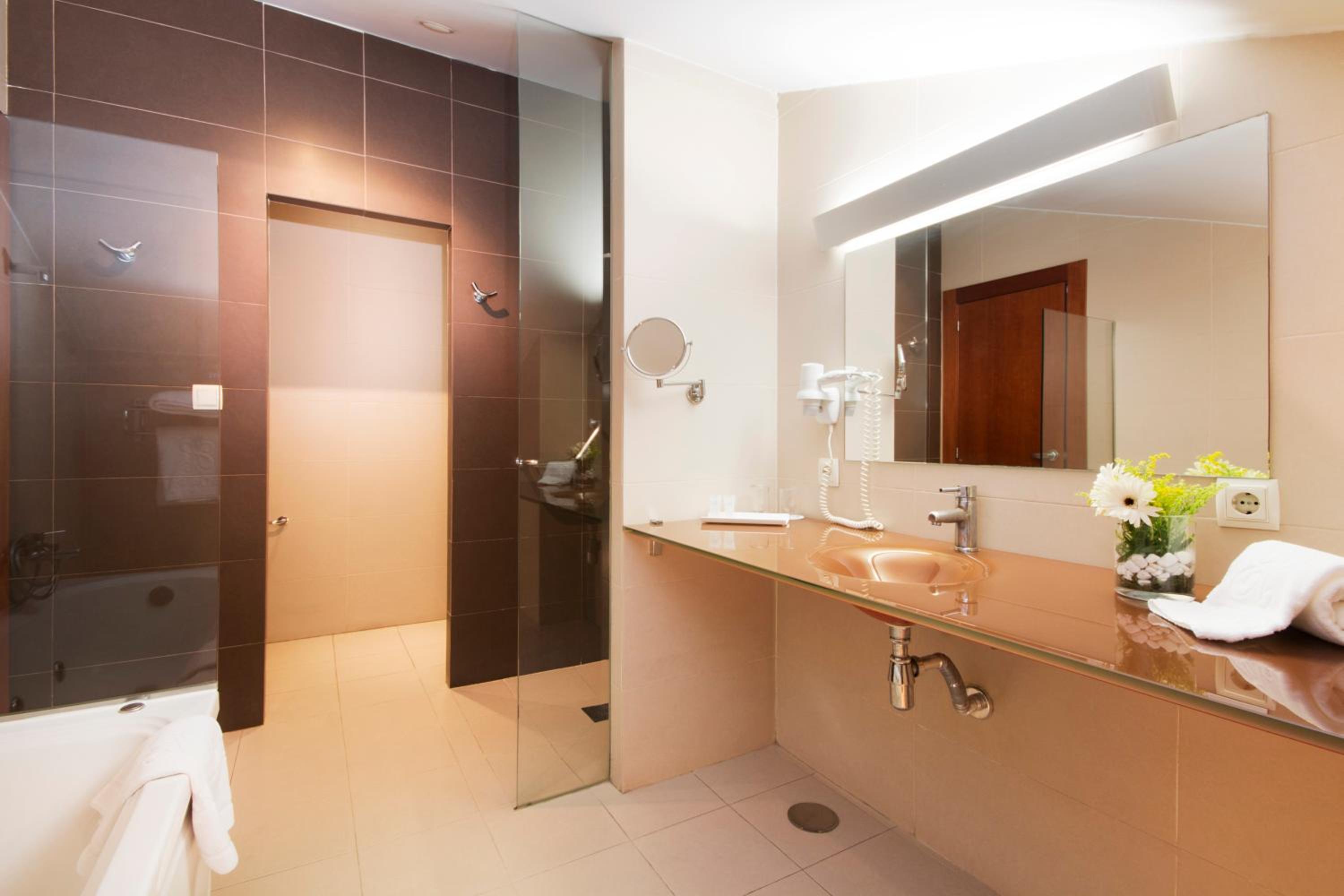 Habitación Doble o con Dos Camas