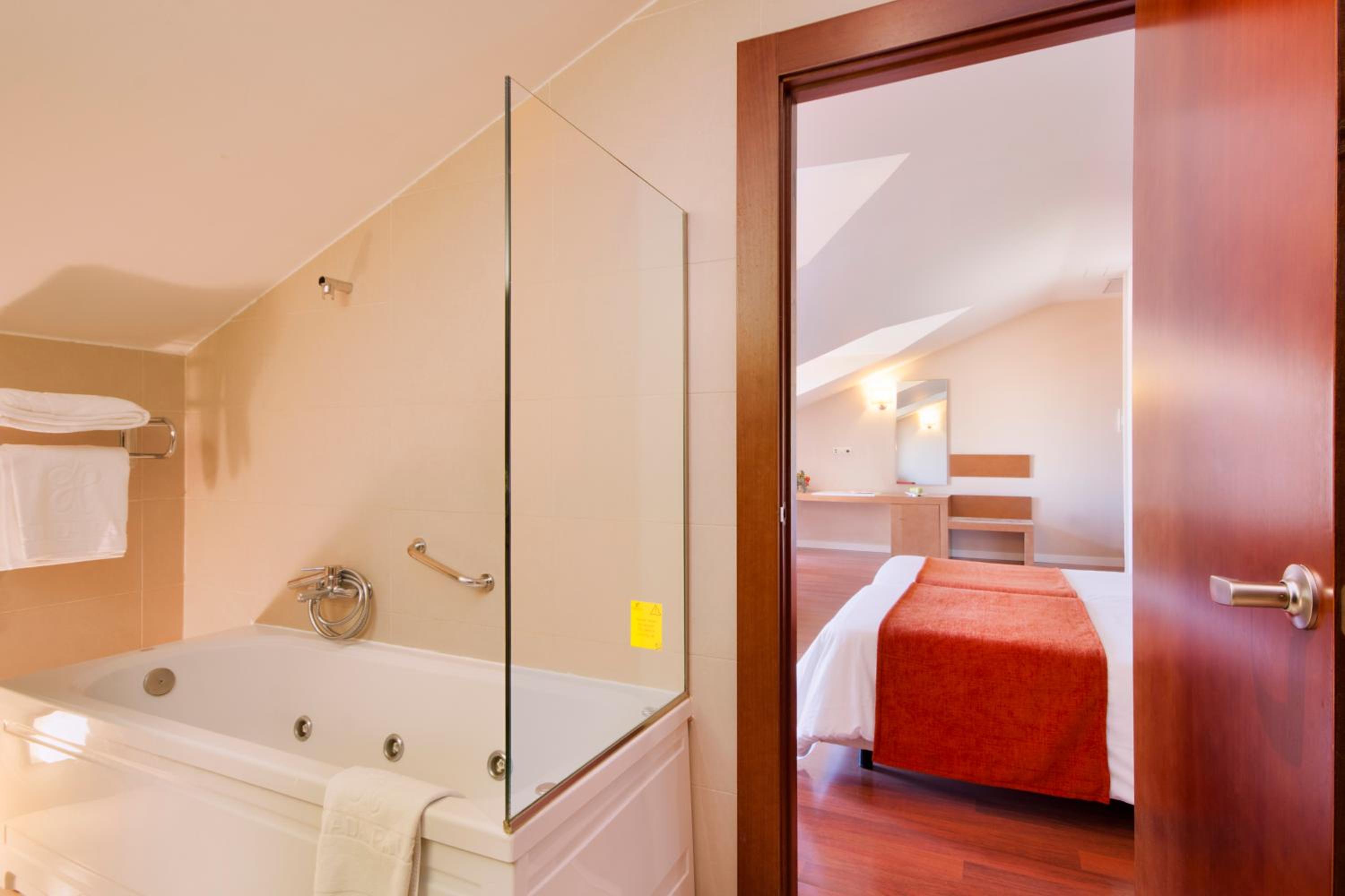 Habitación Doble o con Dos Camas