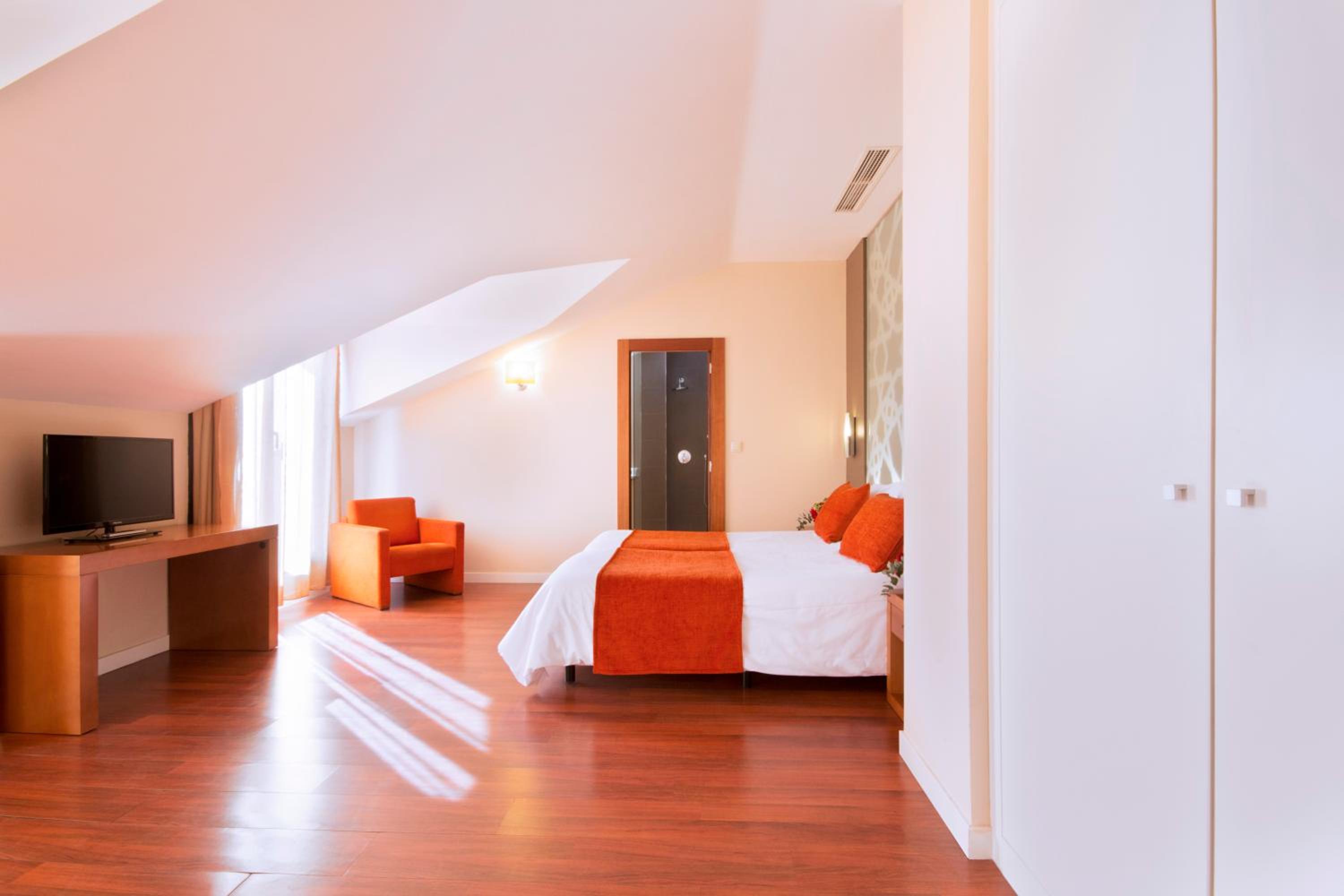Habitación Doble o con Dos Camas
