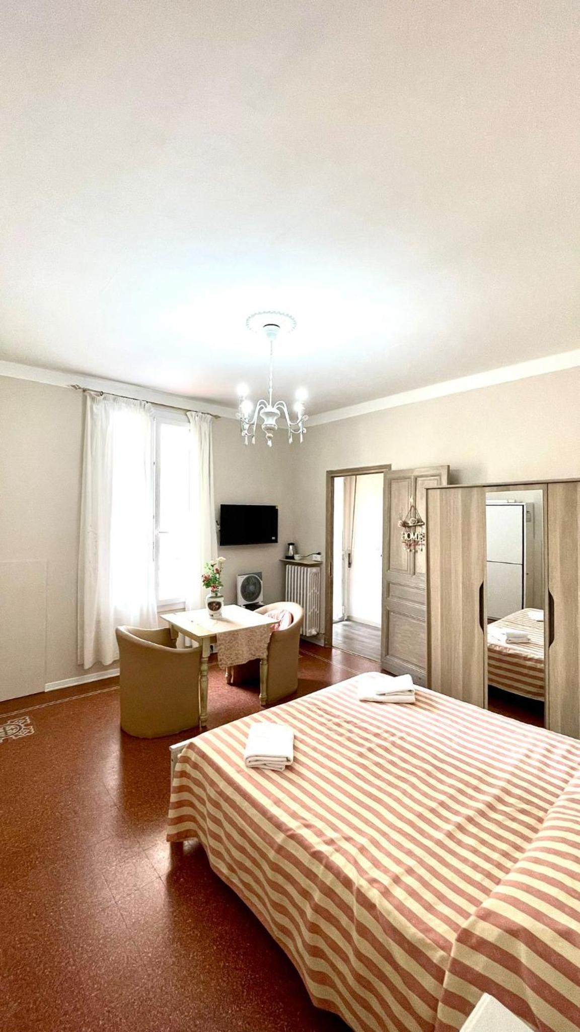 Comfort Triple Room