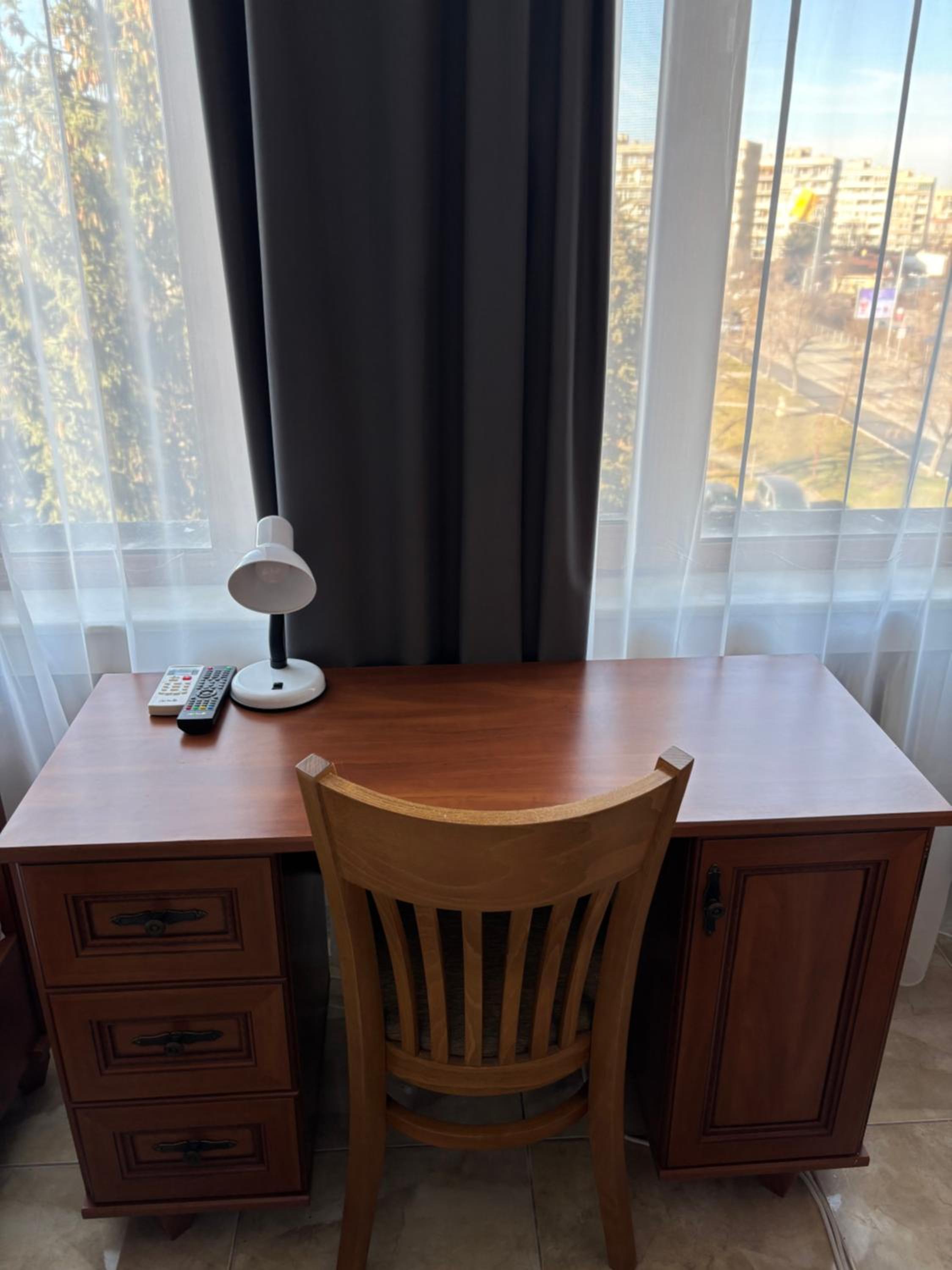 Large Double or Twin Room - Photo 1