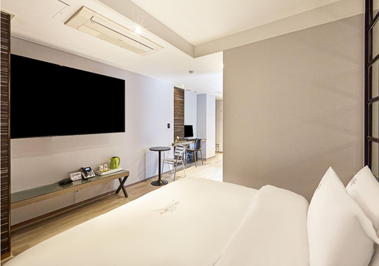 Suite with Terrace